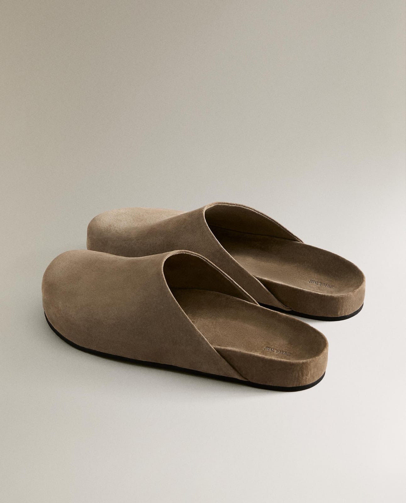 ZARA HOME МИНИМАЛИСТИЧНЫЕ МОКАСИНЫ ИЗ КОЖИ ракурс 5