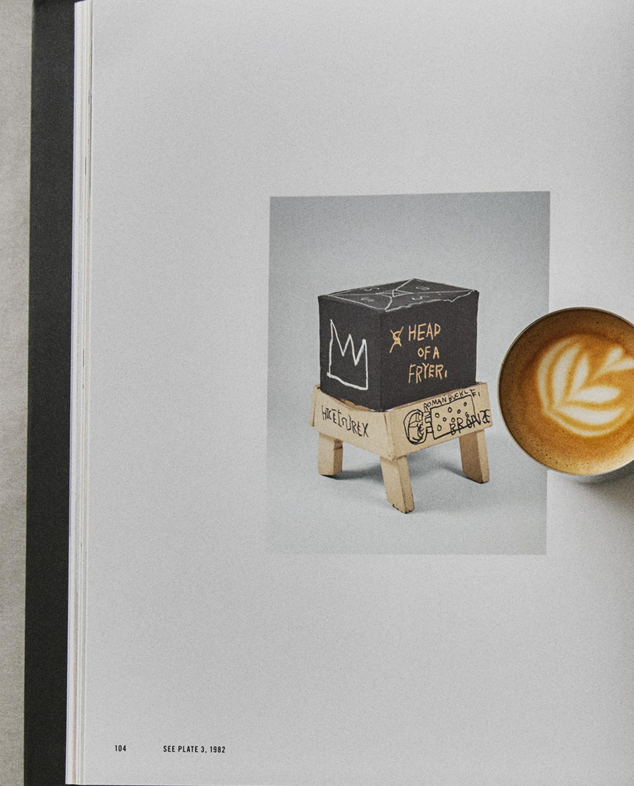 ZARA HOME КНИГА JEAN MICHEL BASQUIAT - THE ICONIC WORKS (АНГЛ.) ракурс 6