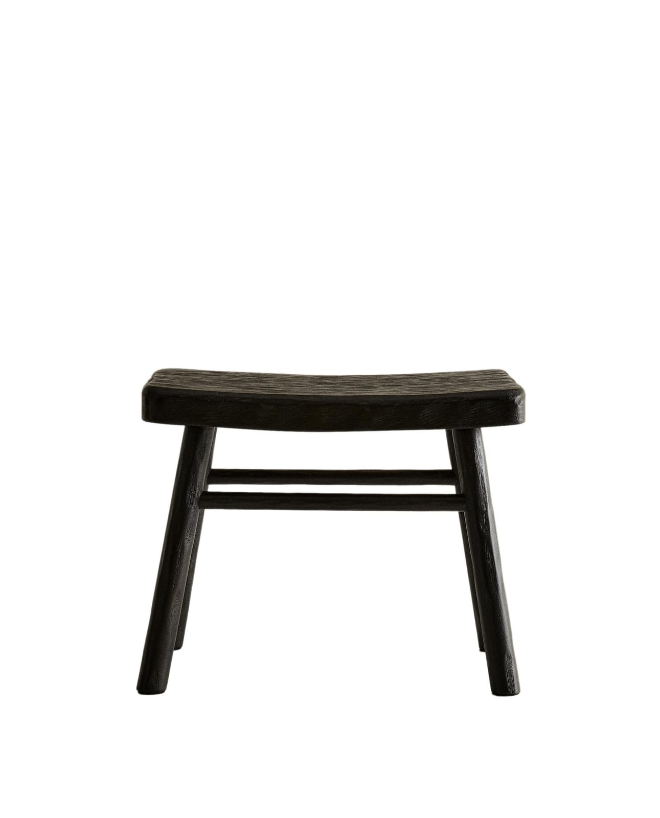 ZARA HOME МАЛЕНЬКИЙ ДЕРЕВЯННЫЙ ТАБУРЕТ С КОВАНЫМ УЗОРОМ ракурс 4