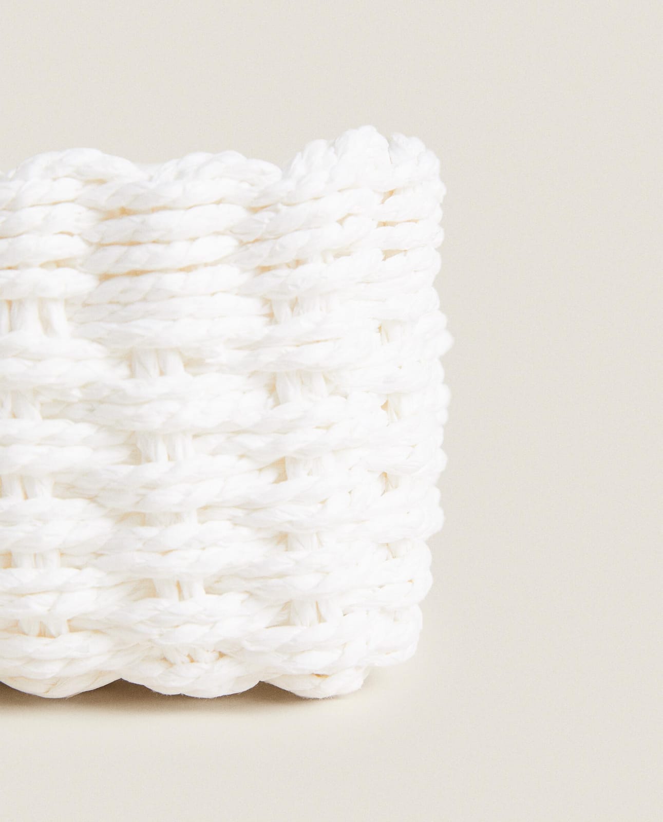 ZARA HOME ПЛЕТЕНАЯ БУМАЖНАЯ КОРЗИНКА ракурс 6