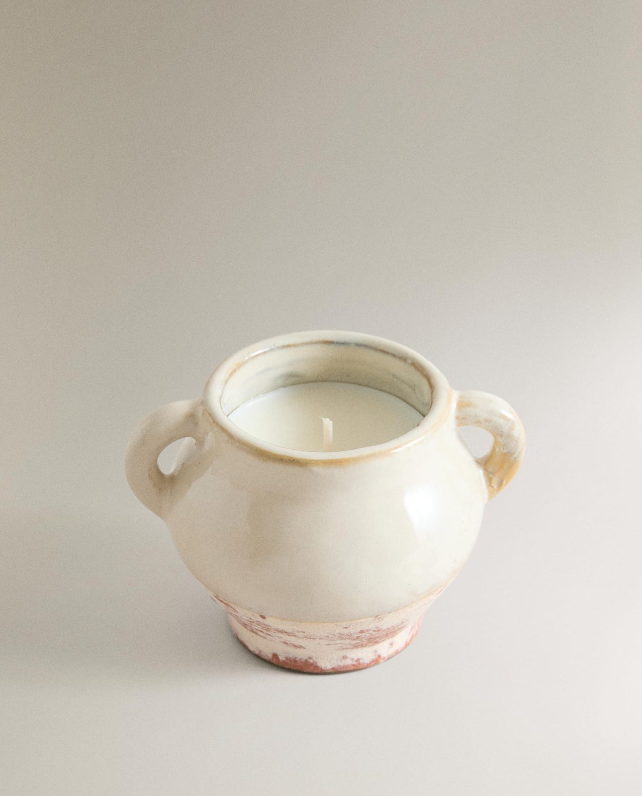 ZARA HOME (170 G) АРОМАТИЧЕСКАЯ СВЕЧА LIGHT COTTON ракурс 3
