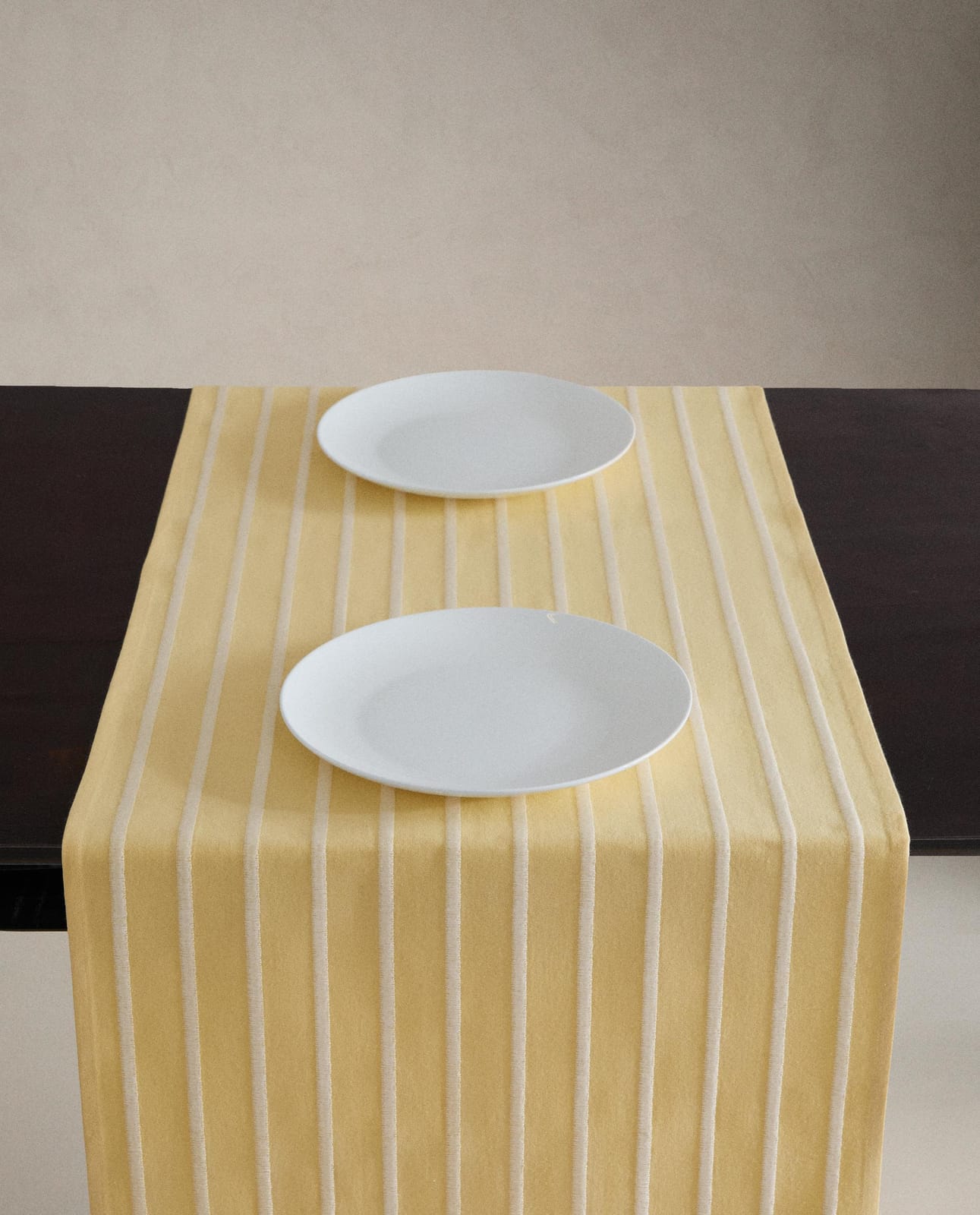 ZARA HOME Дорожка столовая с вышитыми полосками ракурс 5