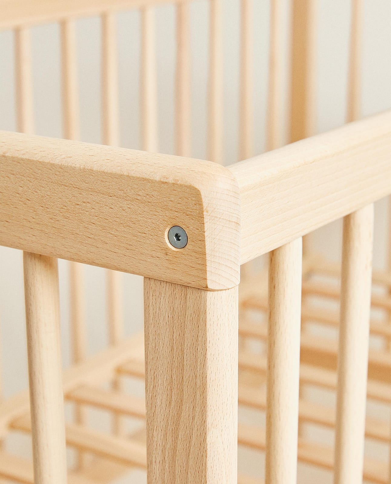 ZARA HOME КЛАССИЧЕСКАЯ ДЕРЕВЯННАЯ КРОВАТКА ракурс 11