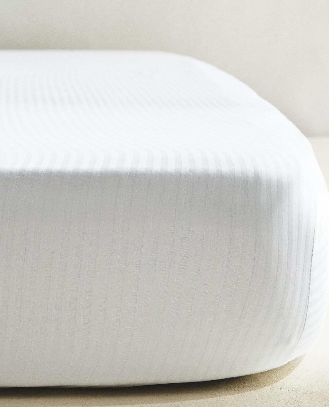 ZARA HOME ХЛОПКОВЫЙ НАМАТРАСНИК В ПОЛОСКУ ракурс 5