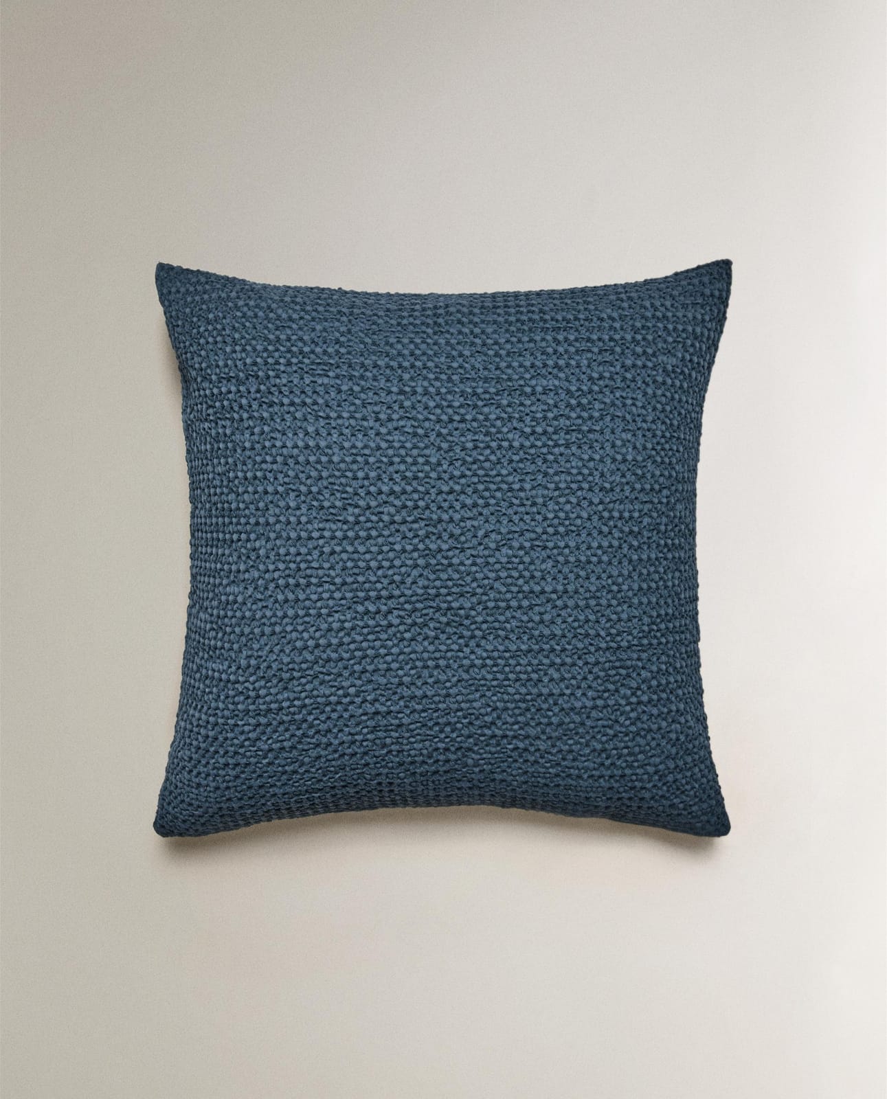 ZARA HOME НАВОЛОЧКА ДЛЯ ДЕКОРАТИВНОЙ ПОДУШКИ С ГОФРИРОВАННОЙ ФАКТУРОЙ ракурс 6