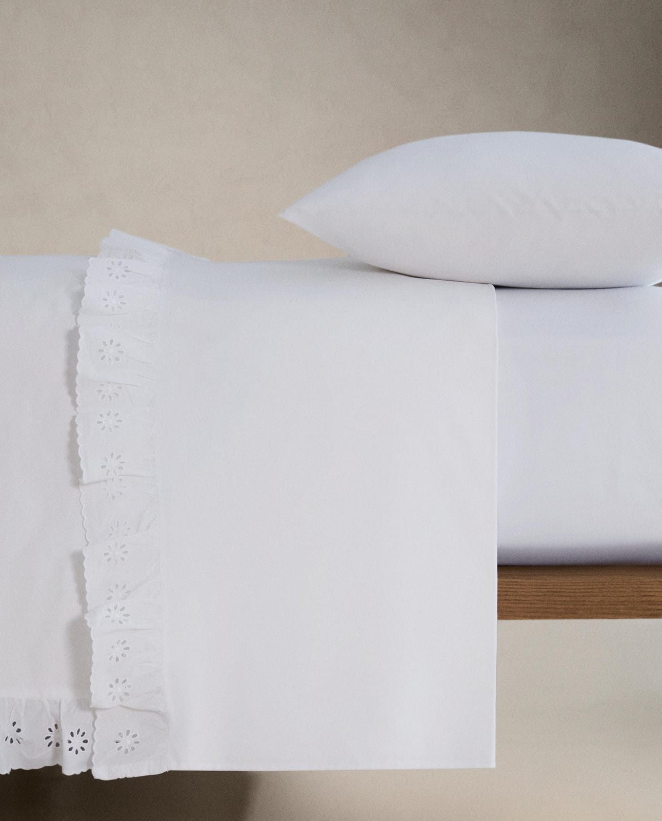 ZARA HOME ПОДОДЕЯЛЬНИК ИЗ ХЛОПКА С ОБОРКОЙ ракурс 4