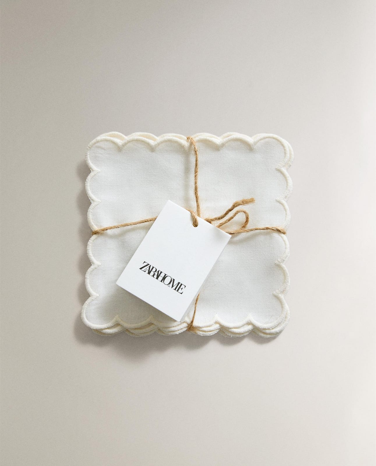 ZARA HOME НАБОР ПОДСТАВОК ПОД СТАКАНЫ ИЗ РАМИИ С МОТИВОМ РАКУШКИ (4 ШТ.) ракурс 5