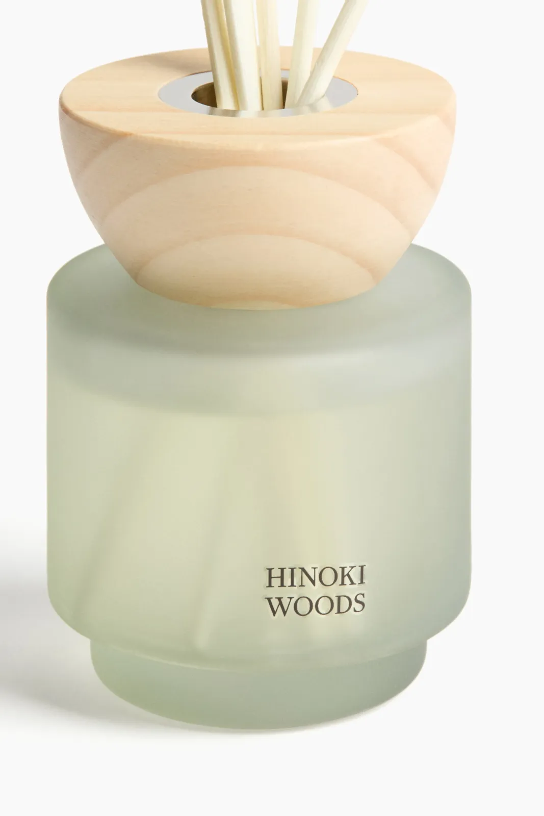 Ароматический диффузор H&M Hinoki Woods "Леса Хиноки", объем 100 мл ракурс 4
