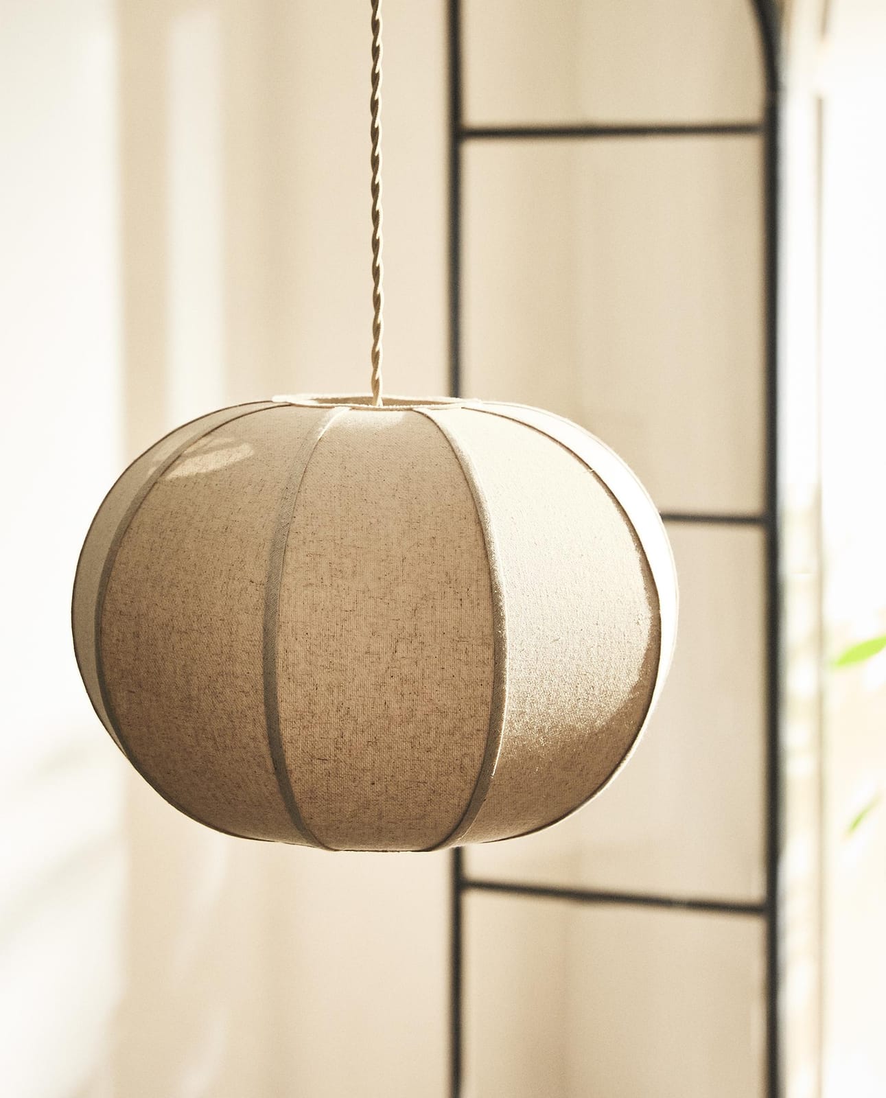ZARA HOME МАЛЕНЬКАЯ ПОТОЛОЧНАЯ ЛАМПА ракурс 5