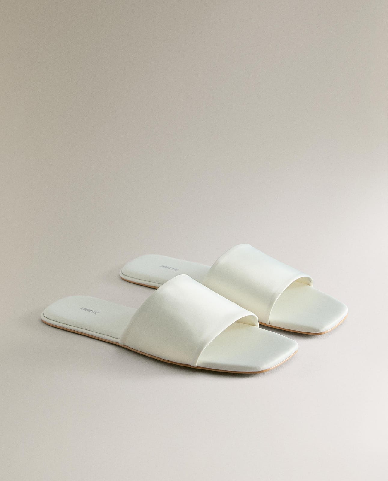 ZARA HOME САТИНОВЫЕ ШЛЕПАНЦЫ ракурс 6