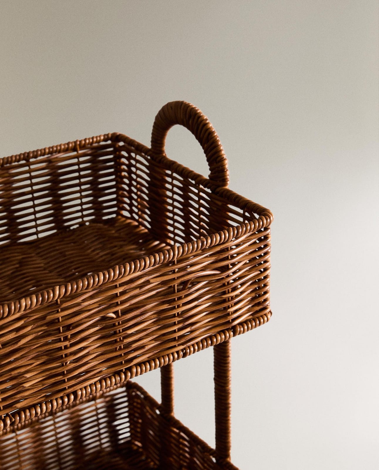 ZARA HOME МЕБЕЛЬ ДЛЯ ХРАНЕНИЯ ИЗ ПЕРЕРАБОТАННОГО ПЛАСТИКА ракурс 8