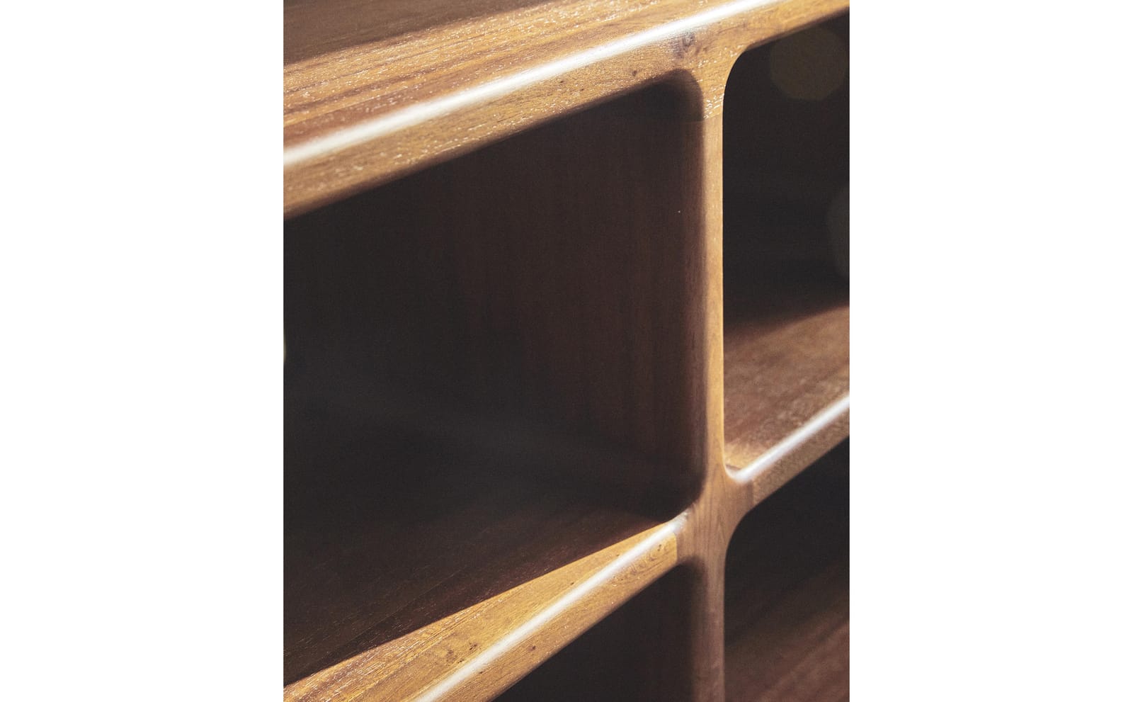 ZARA HOME СРЕДНЯЯ ЭТАЖЕРКА ИЗ ТЁМНОГО ДЕРЕВА ракурс 8