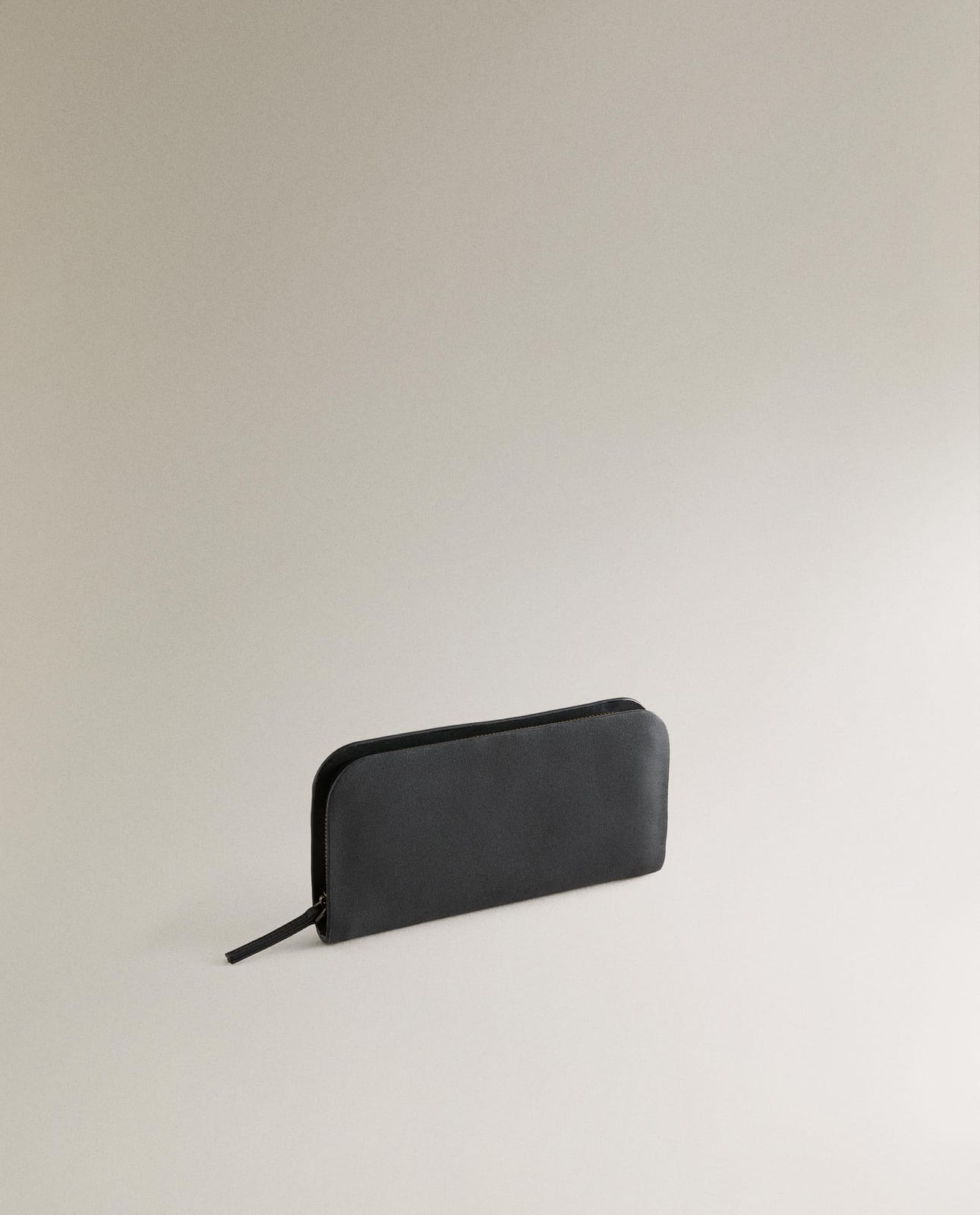ZARA HOME КОЖАНЫЙ КОШЕЛЁК ракурс 2