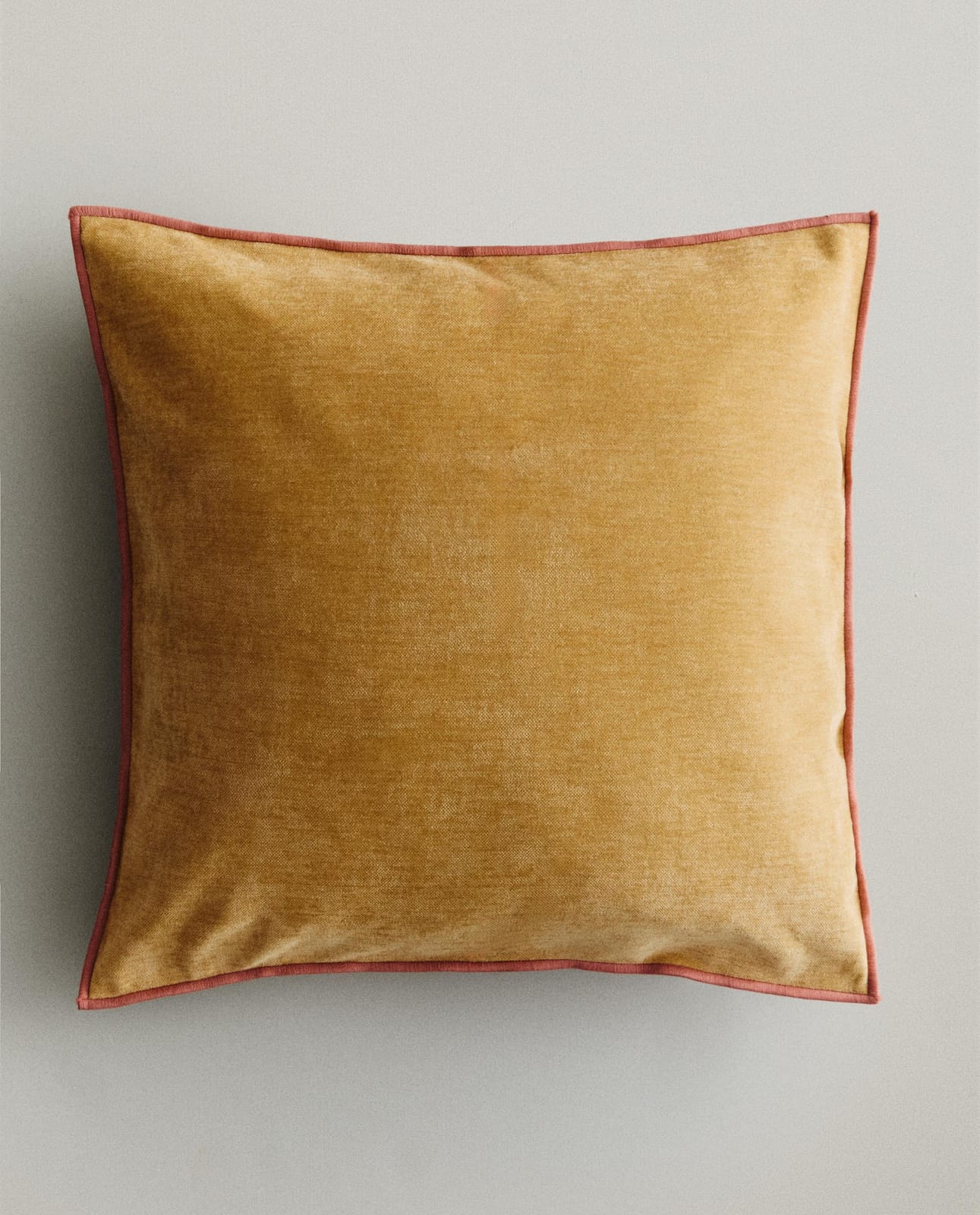 ZARA HOME ЧЕХОЛ ИЗ ШЕНИЛЛА ракурс 7