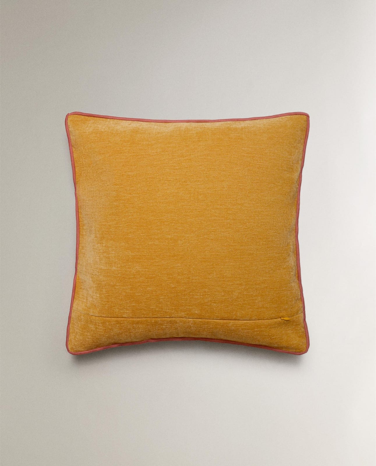 ZARA HOME ЧЕХОЛ ИЗ ШЕНИЛЛА ракурс 3