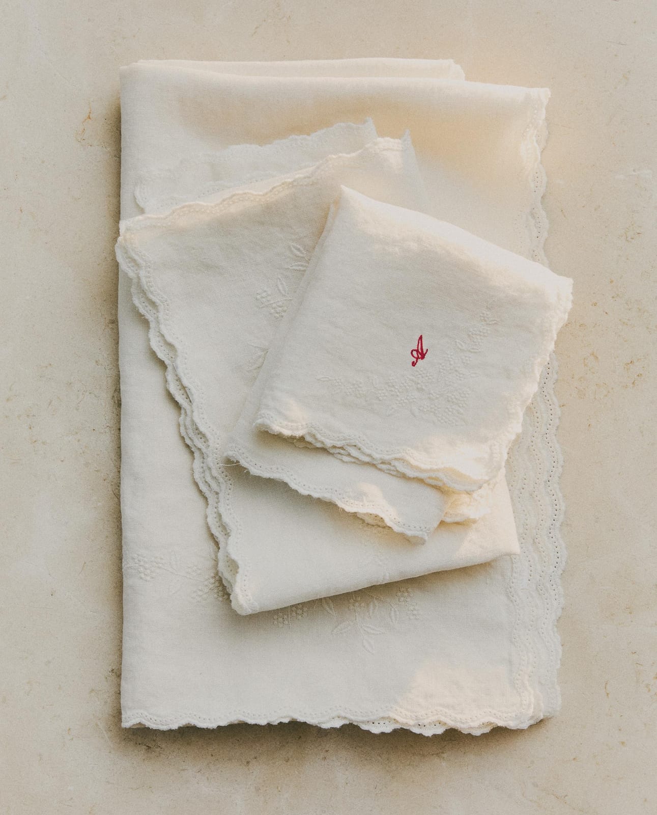 ZARA HOME ЛЬНЯНОЕ ПОЛОТЕНЦЕ С ВЫШИВКОЙ ракурс 10