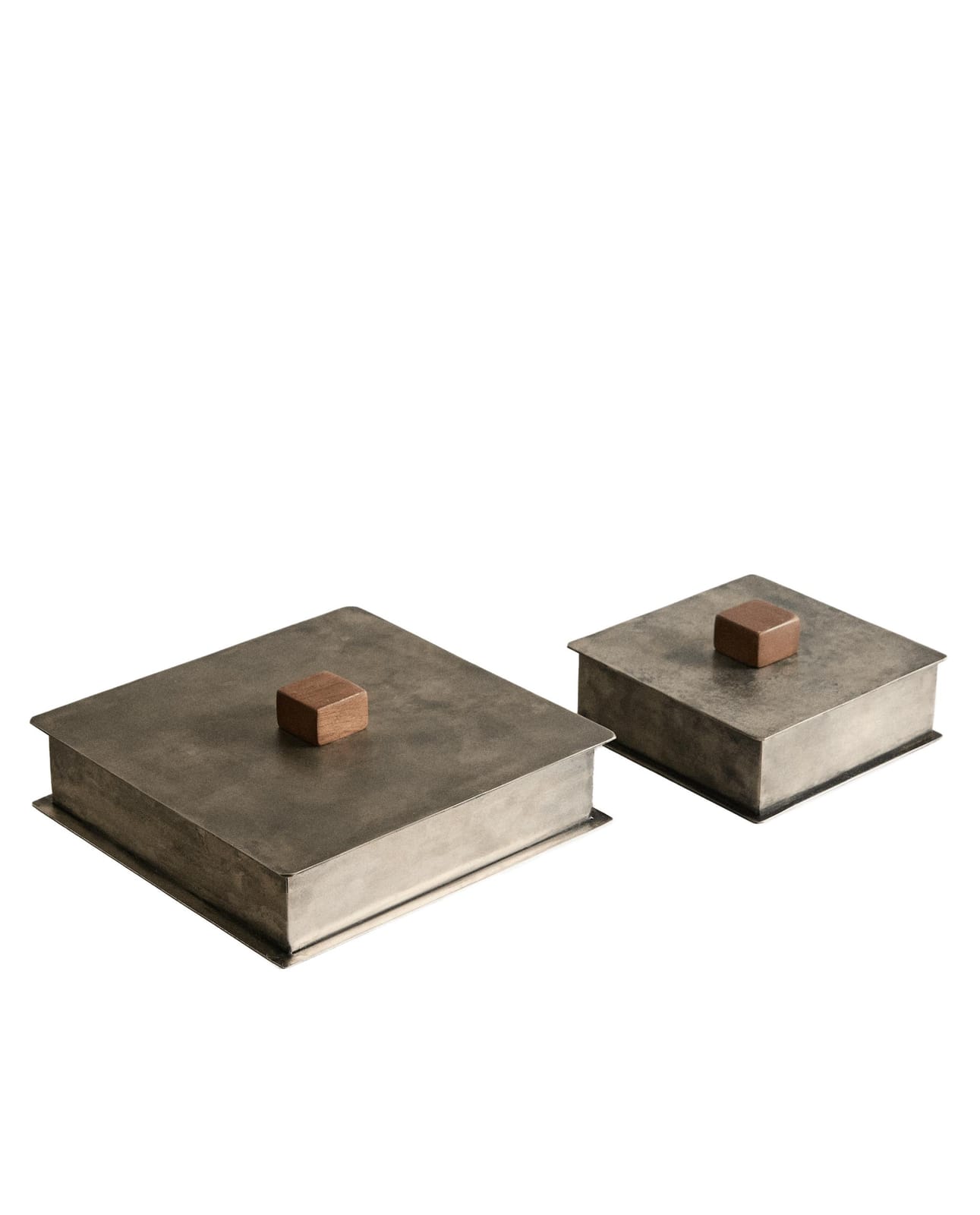 ZARA HOME Металлическая коробка с деревянной ручкой ракурс 3