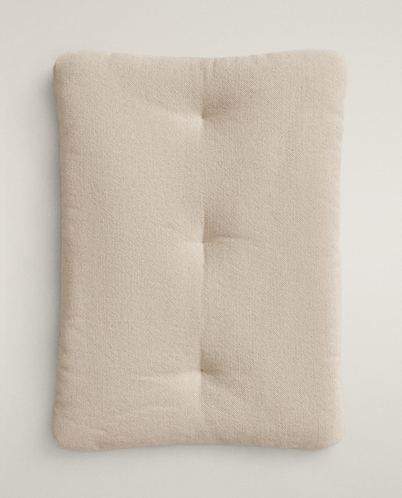 ZARA HOME ДЛИННАЯ ПОДУШКА ИЗ ЛЬНА ракурс 4