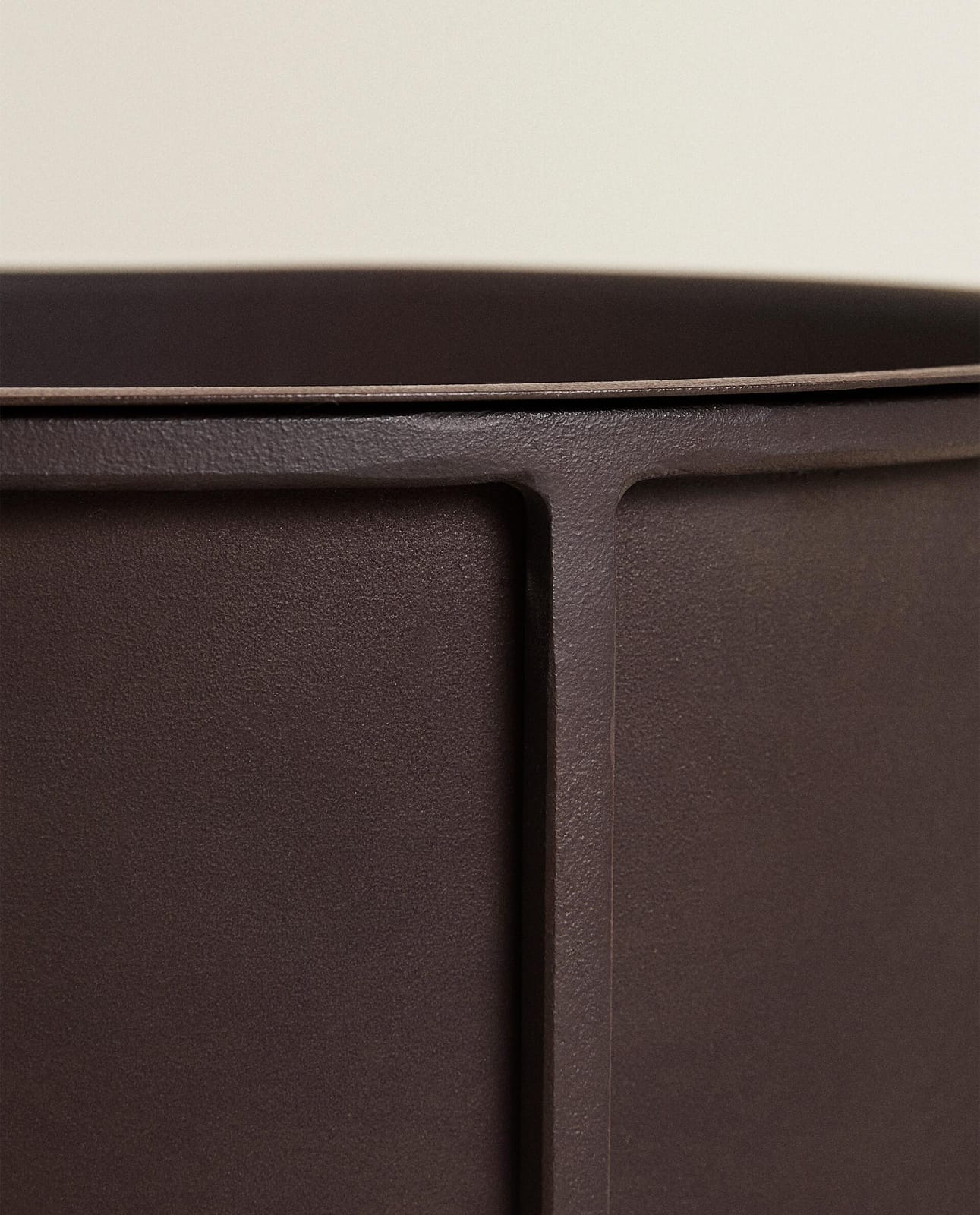 ZARA HOME МЕТАЛЛИЧЕСКИЙ ГОРШОК ракурс 11