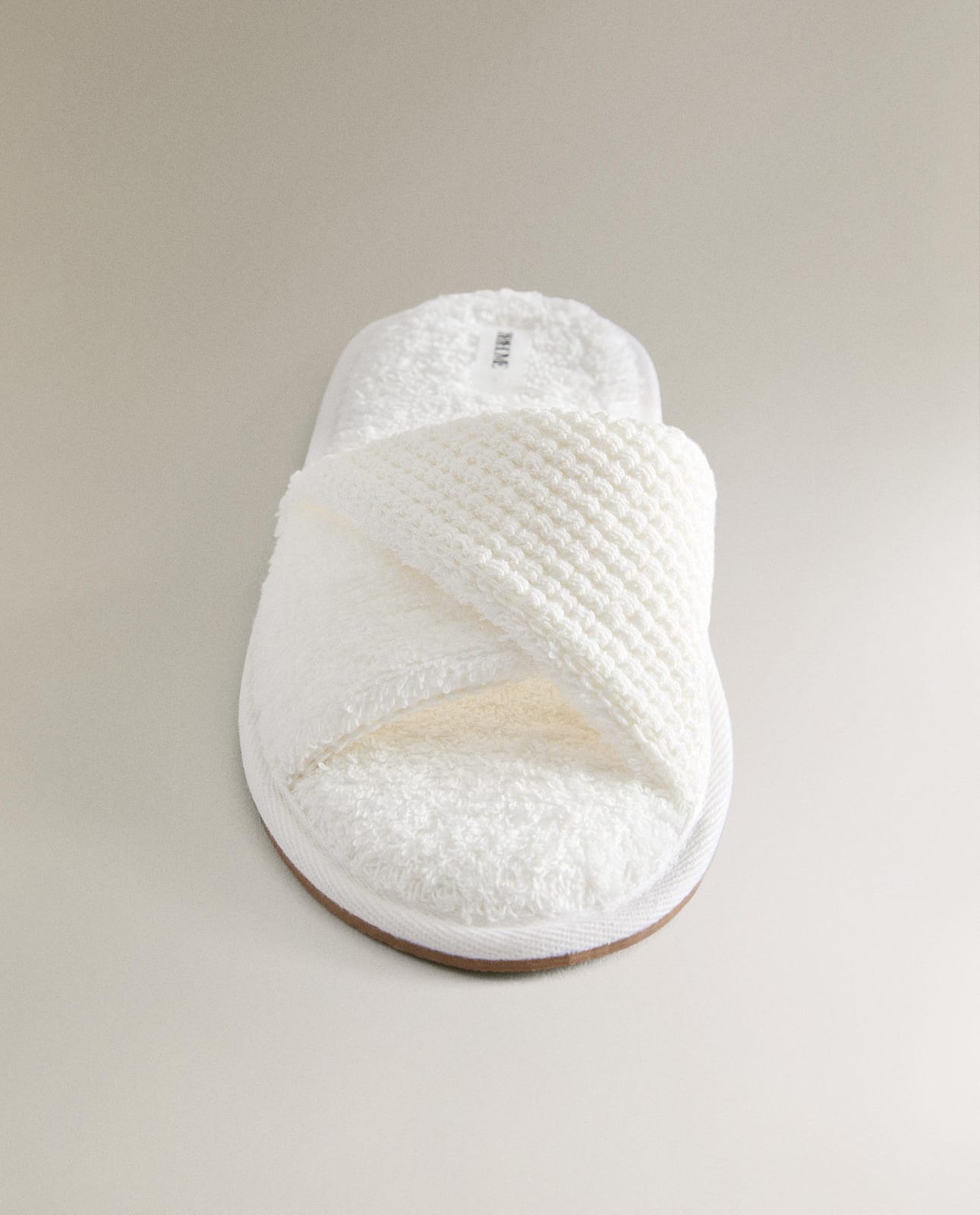 ZARA HOME Шлепанцы из махровой ткани ракурс 6
