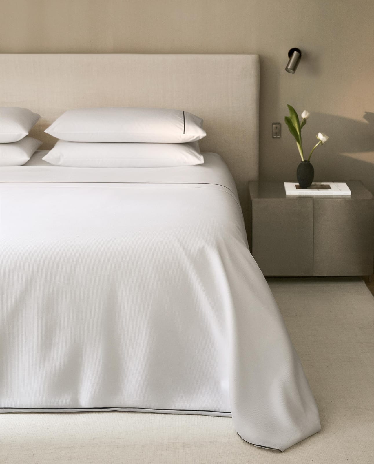 ZARA HOME ПОДОДЕЯЛЬНИК С СТЕГАНЫМ УЗОРОМ И ОТДЕЛКОЙ ракурс 8