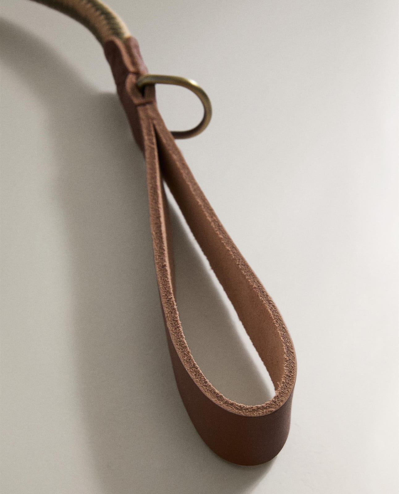 ZARA HOME ПОВОДОК ДЛЯ СОБАКИ ИЗ КОЖИ И ШНУРКА ракурс 3