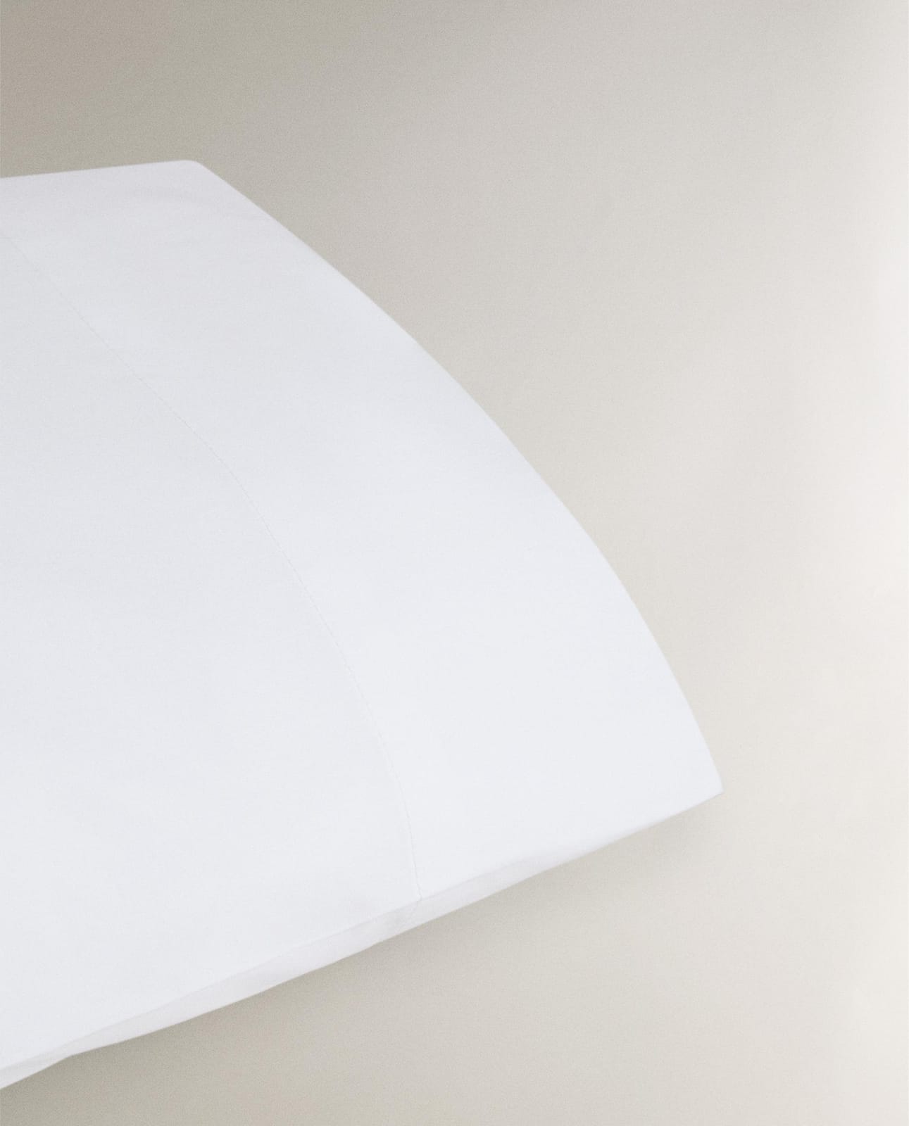 ZARA HOME НАВОЛОЧКА ИЗ ПЕРКАЛЯ (ПЛОТНОСТЬ 200 НИТЕЙ) ракурс 8