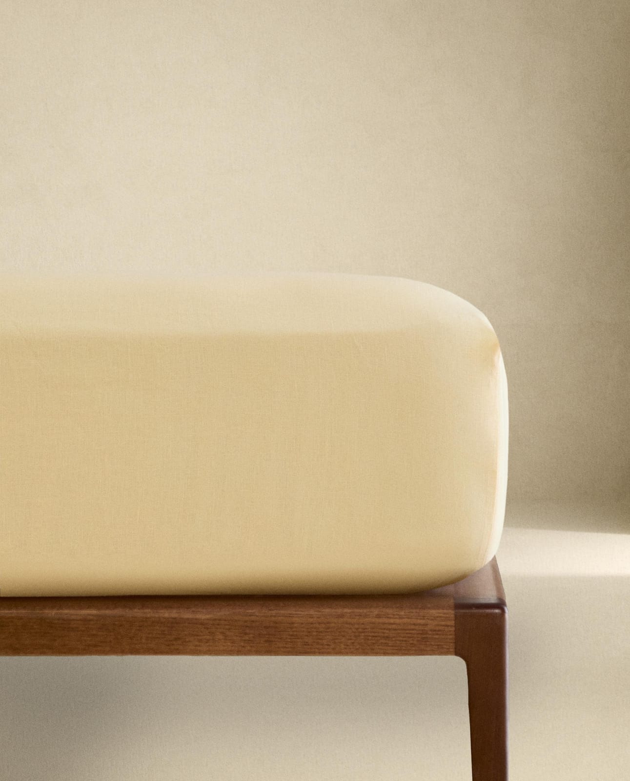 Простыня ZARA HOME простыня на резинке из льна с эффектом стирки (140 г/м²) ŻÓŁTY 90 x 200 x 30 см
