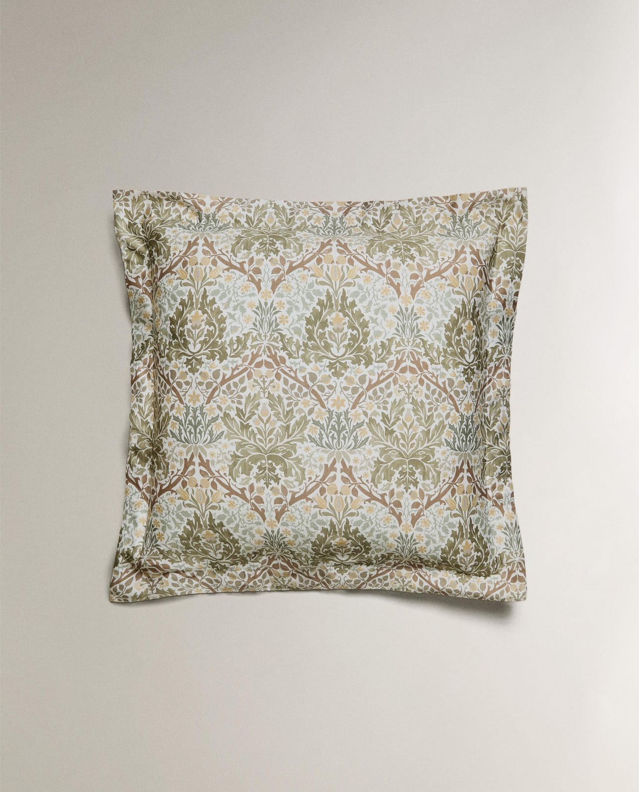 ZARA HOME САТИНОВАЯ НАВОЛОЧКА НА ПОДУШКУ С ЛИСТЬЯМИ MORRIS & CO. ракурс 3