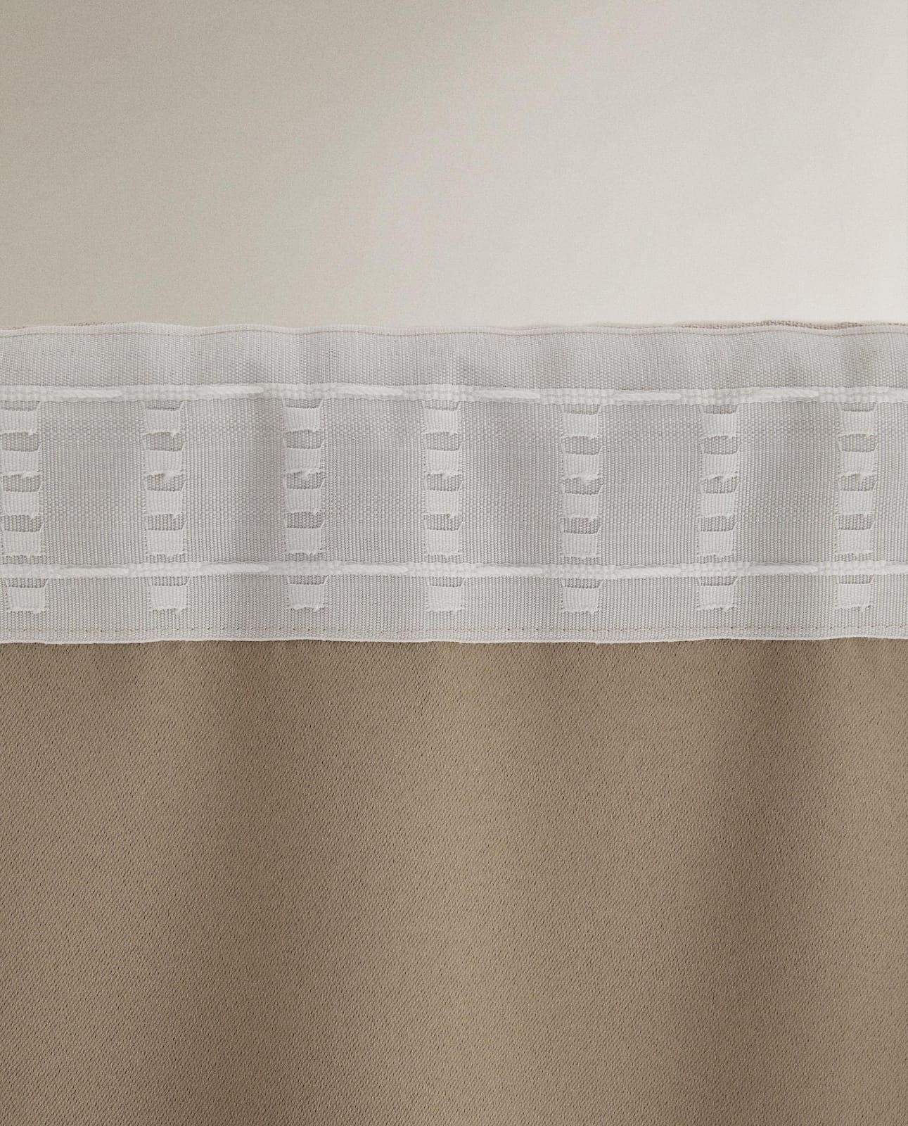 ZARA HOME ЛЬНЯНАЯ ЗАВЕСА С ВЫСОКОЙ НЕПРОЗРАЧНОСТЬЮ ракурс 8