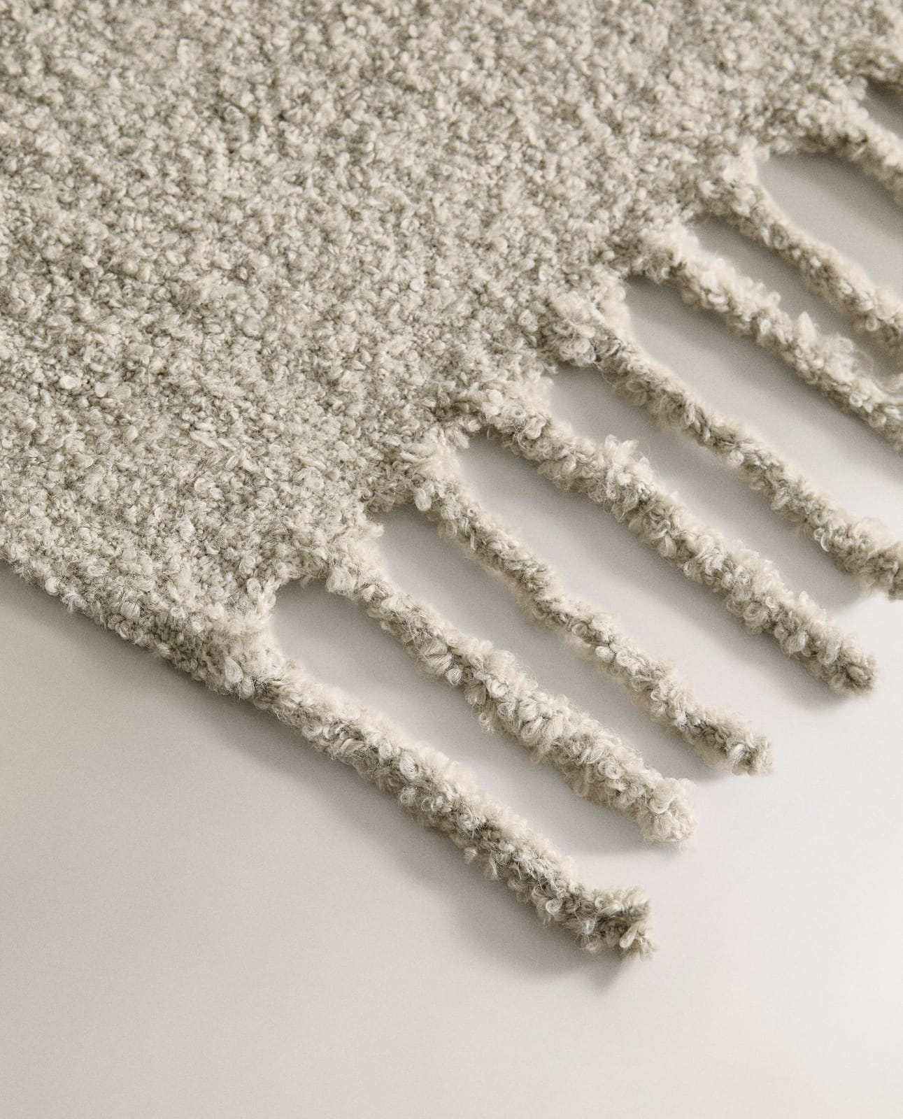 ZARA HOME ПЛЕД С БАХРОМОЙ ракурс 5