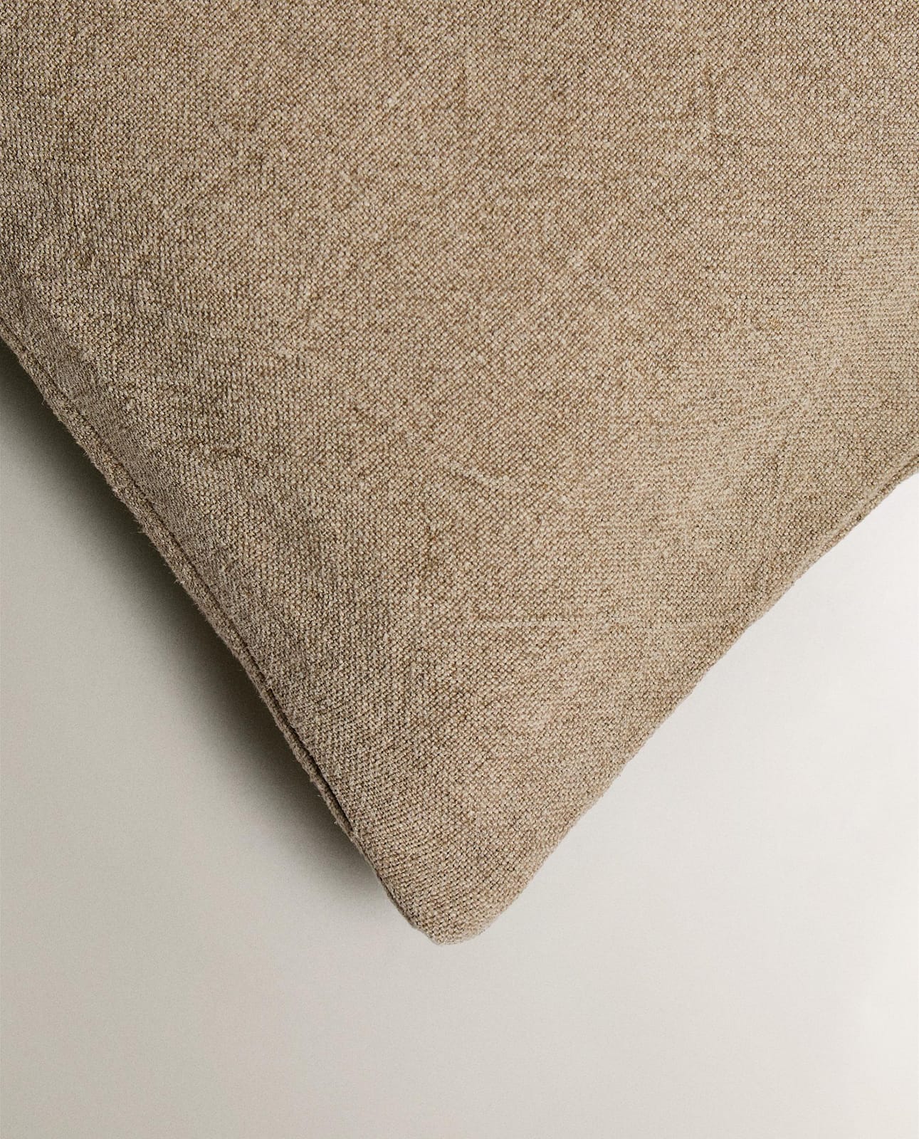 ZARA HOME ГЛАДКАЯ НАВОЛОЧКА ДЛЯ ПОДУШКИ НА ОДЕЯЛО ИЗ СТИРАНОГО ЛЬНА ракурс 4