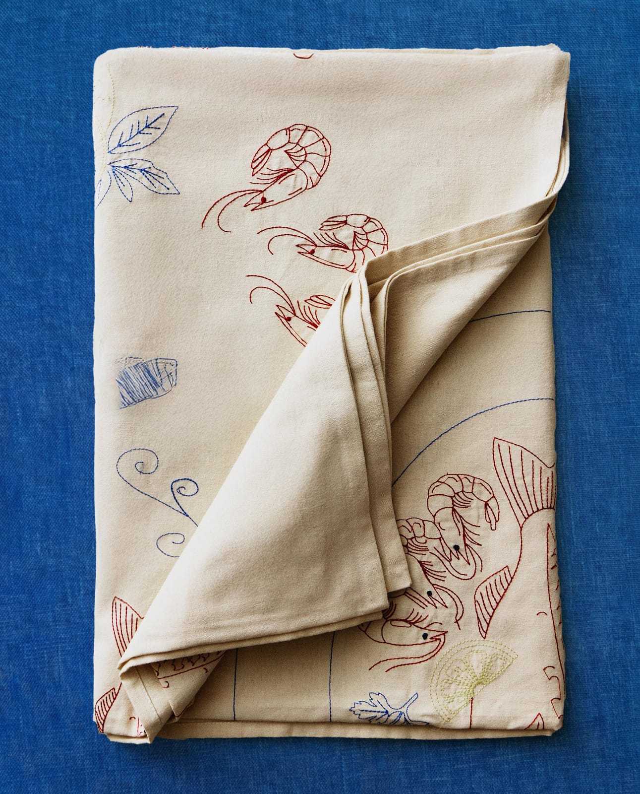 ZARA HOME ХЛОПКОВАЯ СКАТЕРТЬ С РЫБАМИ ракурс 10