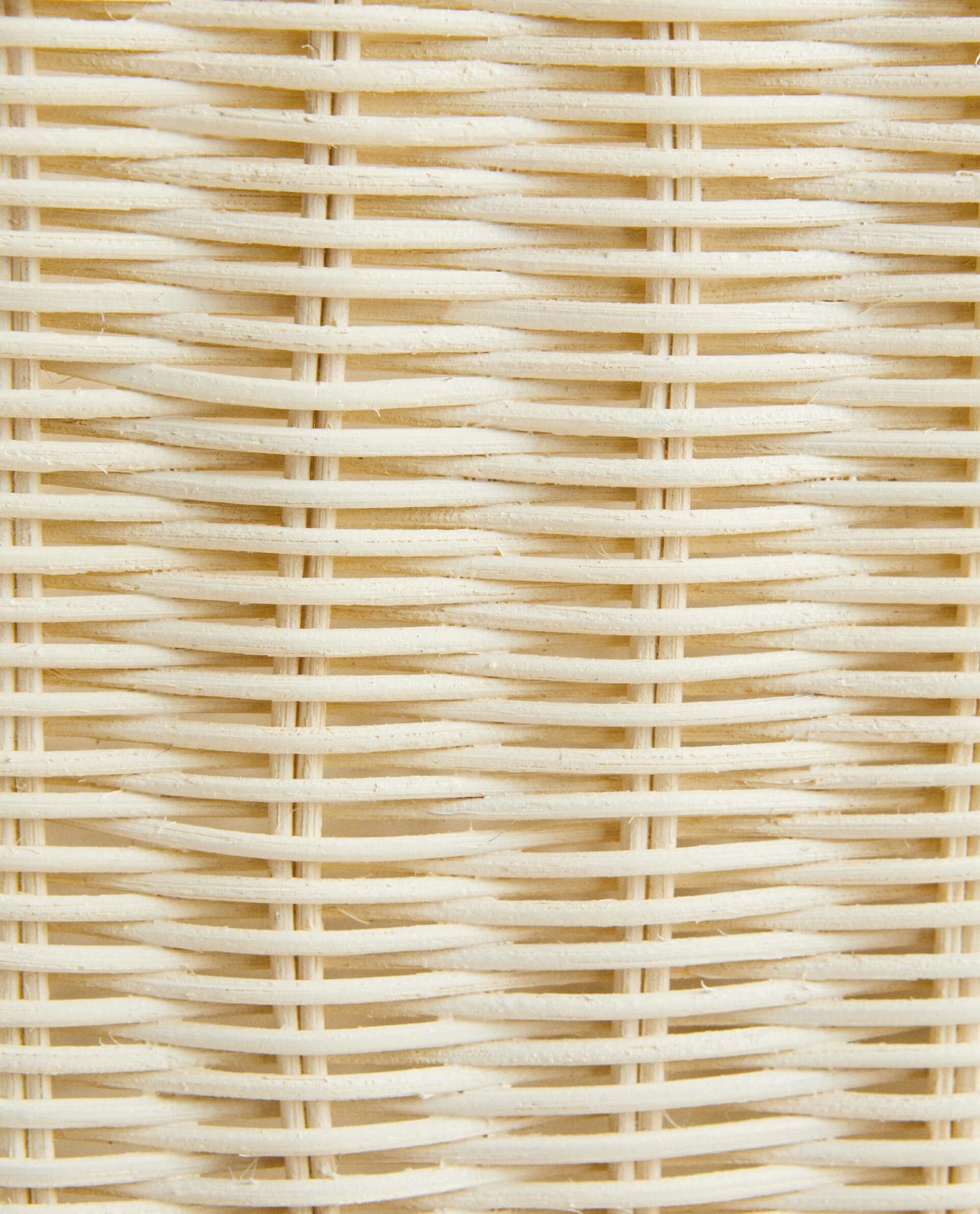 ZARA HOME КВАДРАТНАЯ КОРЗИНА ИЗ РОТАНГА ракурс 3