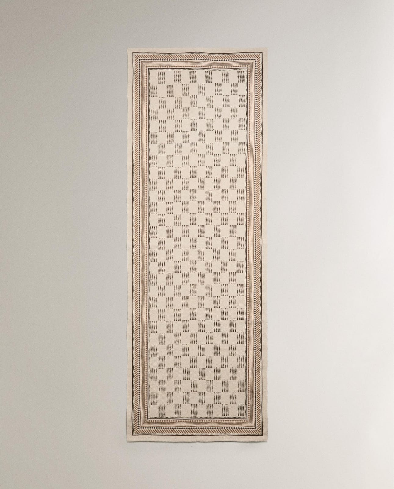 ZARA HOME ХЛОПКОВЫЙ КОВЁР С НАБИВНЫМ ПРИНТОМ ракурс 6