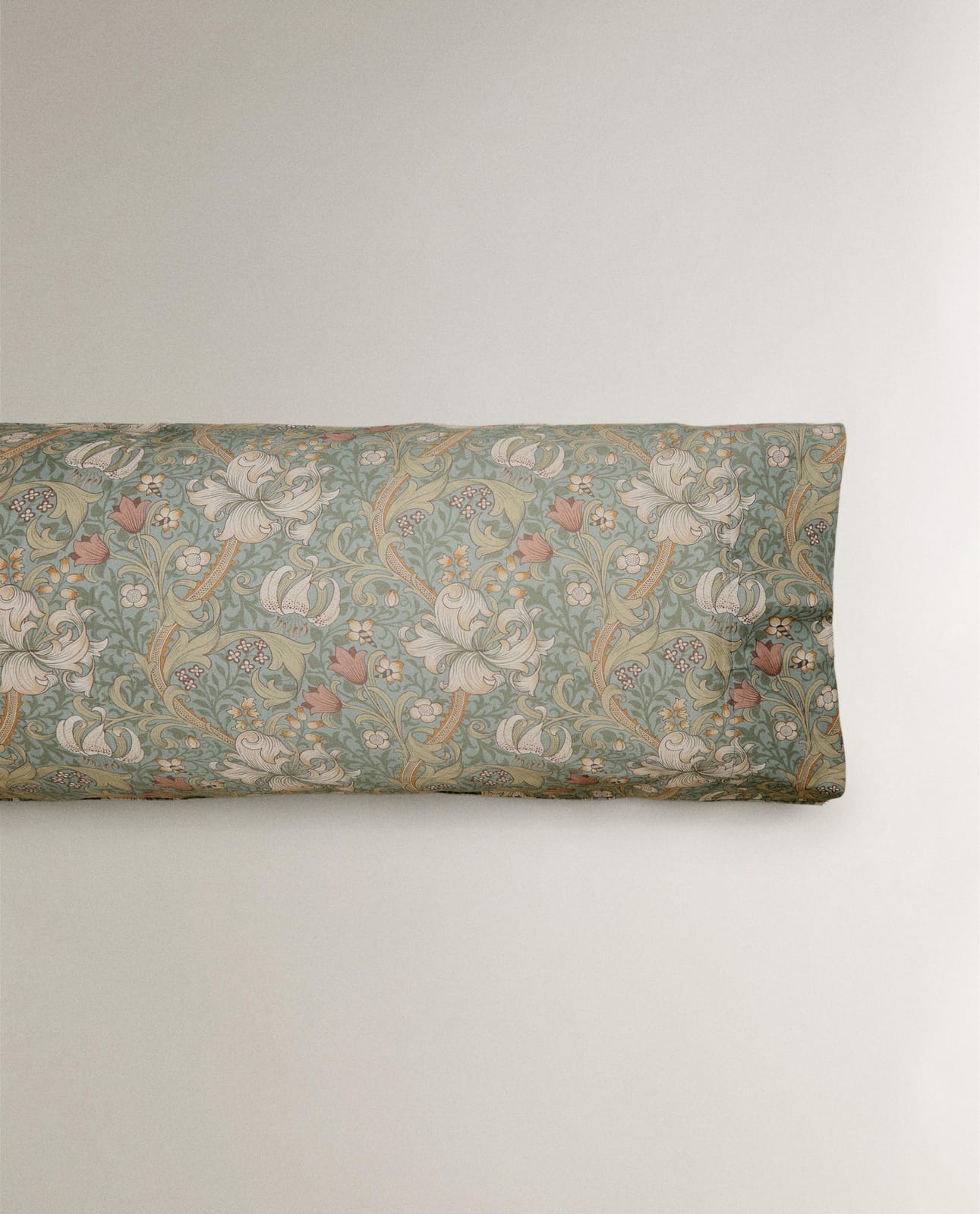 ZARA HOME POSZEWKA NA PODUSZKĘ Z BAWEŁNY SATYNOWEJ MORRIS & CO. ракурс 5