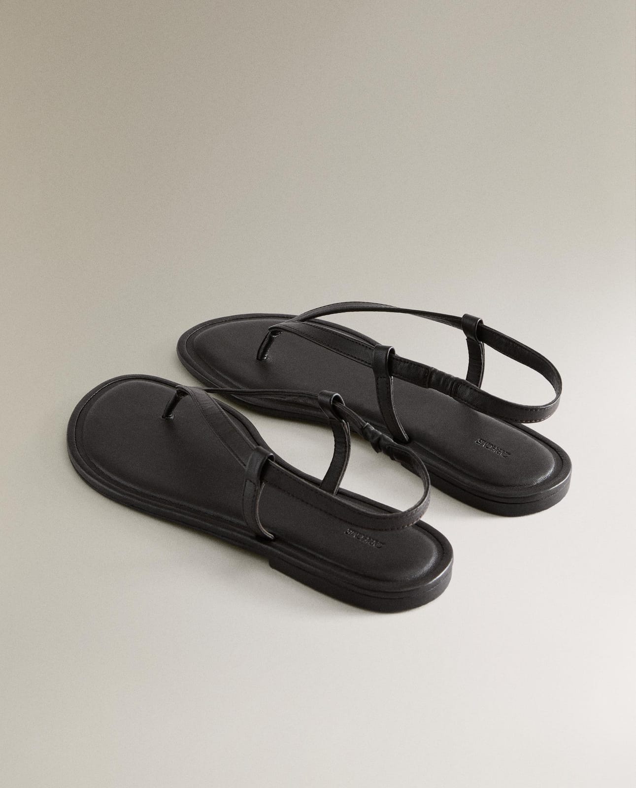 ZARA HOME ПЛОСКИЕ САНДАЛИИ КОЖАНЫЕ ракурс 3