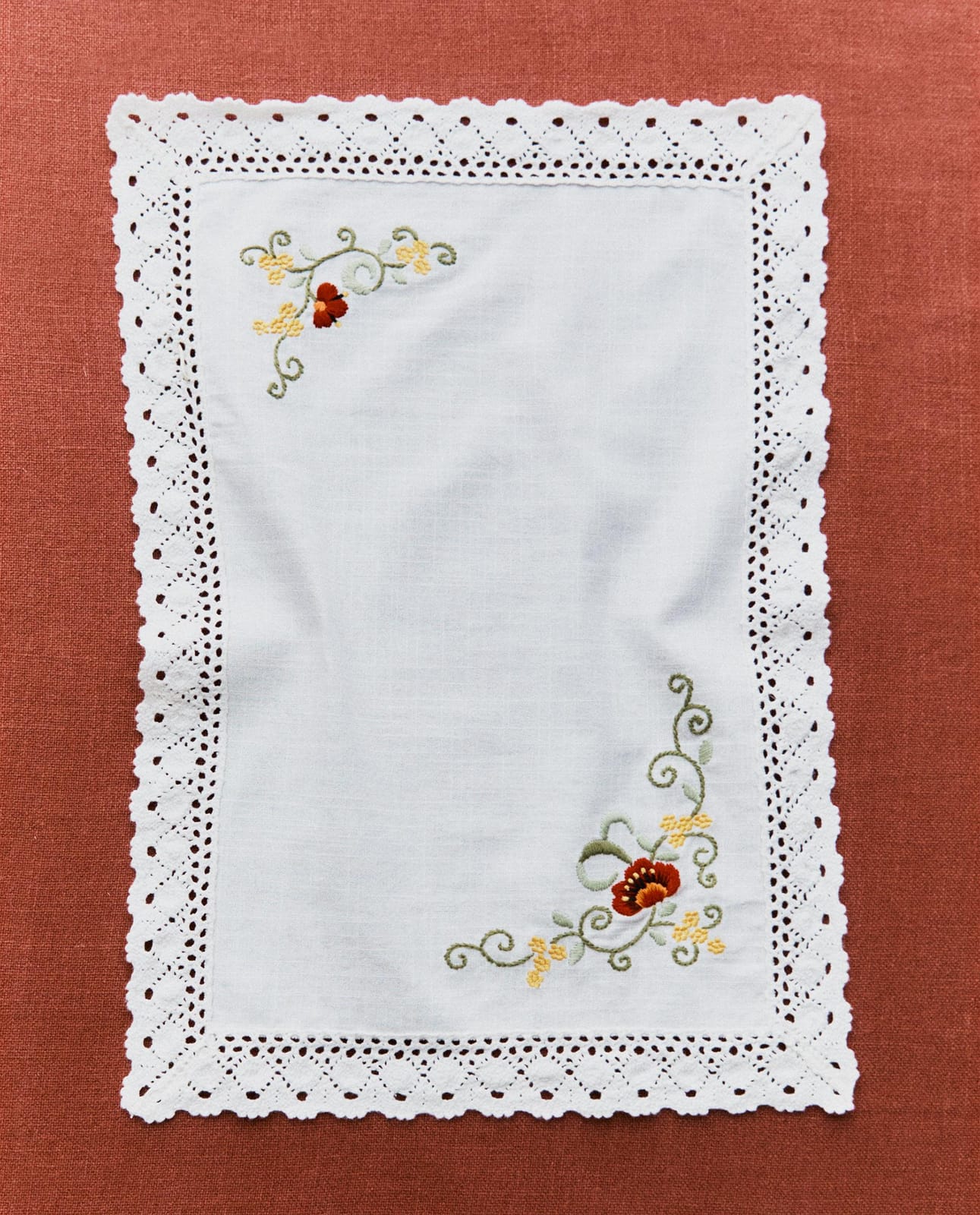 ZARA HOME Хлопковая подставка с цветами ракурс 8