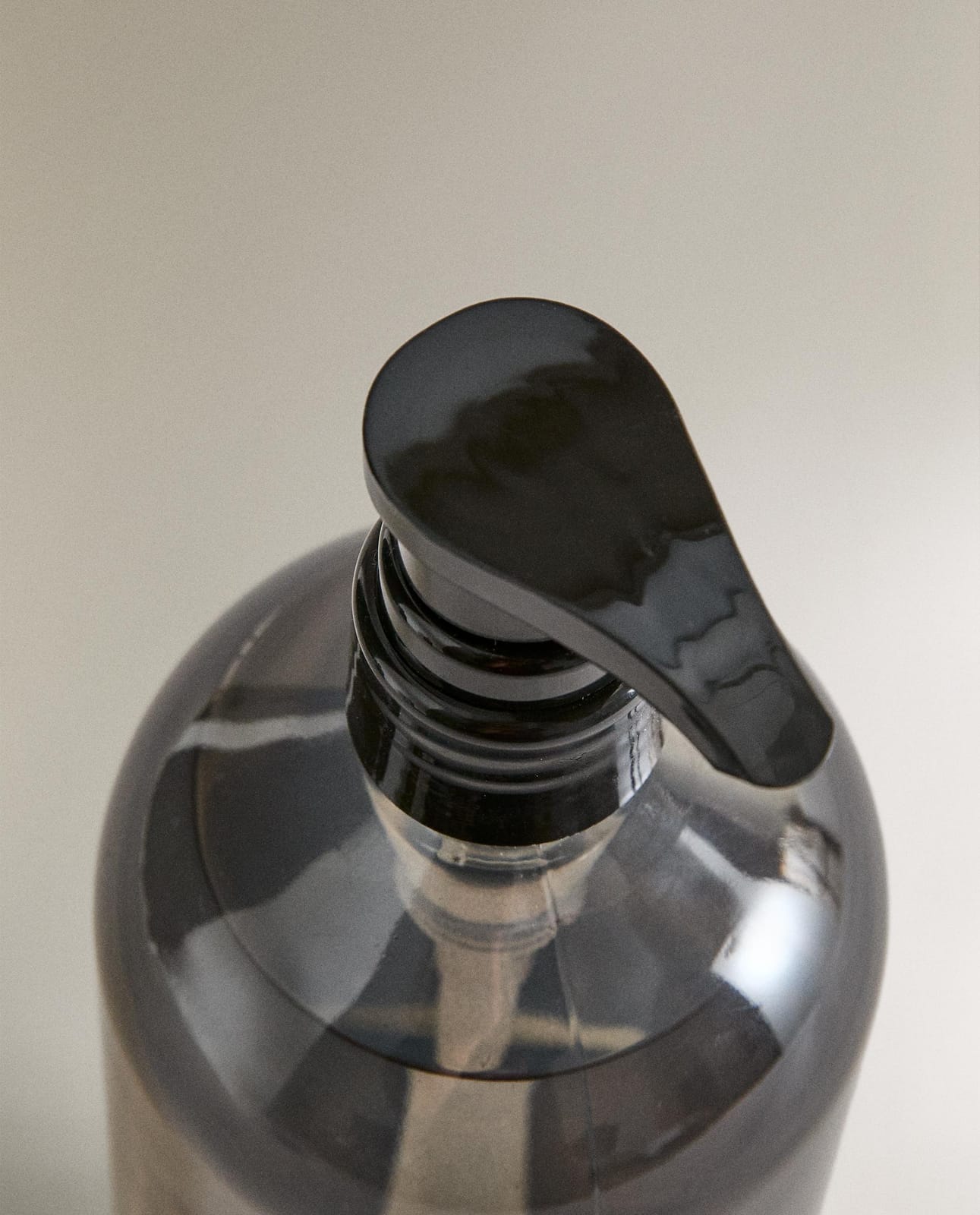 ZARA HOME (1 л) ЖИДКОЕ МЫЛО ДЛЯ ТЕЛА ETERNAL MUSK ракурс 7