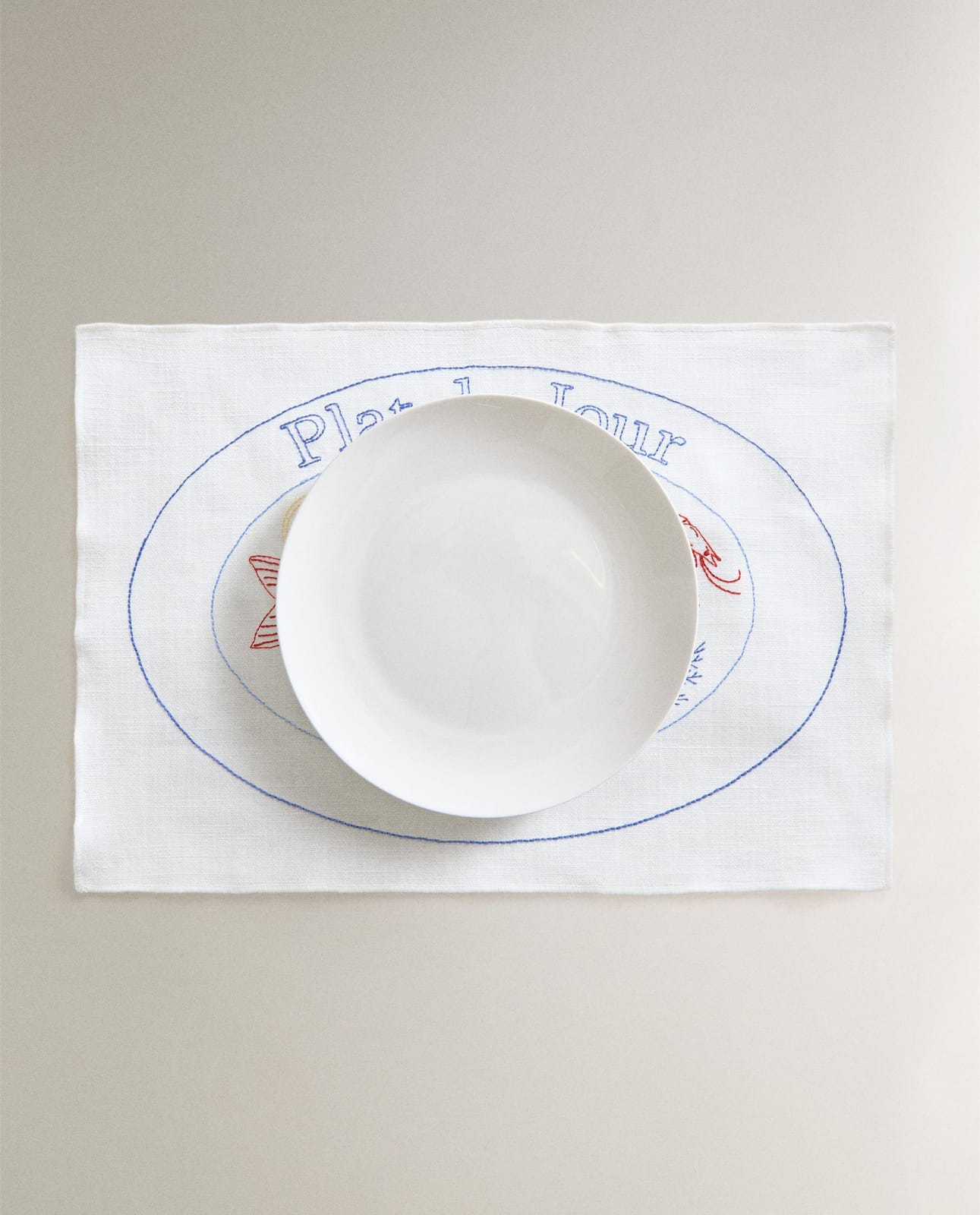 ZARA HOME ПОДСТАВКА ПОД ТАРЕЛКУ С ВЫШИВКОЙ РЫБЫ ракурс 5