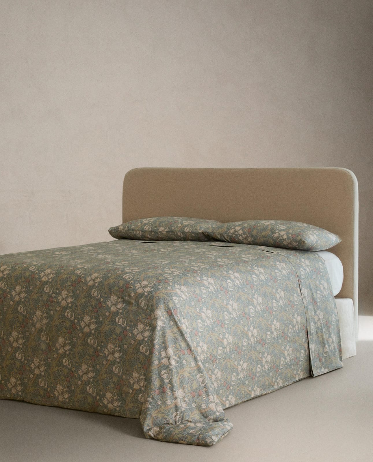ZARA HOME ПОДОДЕЯЛЬНИК САТИН ИЗ ХЛОПКА MORRIS & CO. ракурс 3