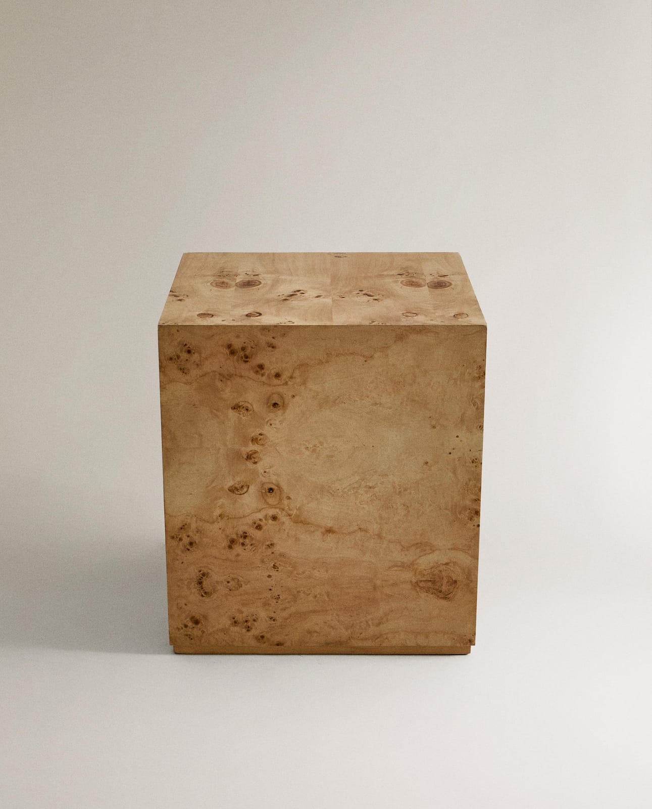 Приставной столик ZARA HOME кубический столик из корневого дерева JASNOBEŻOWY 45 x 40 x 40 cm