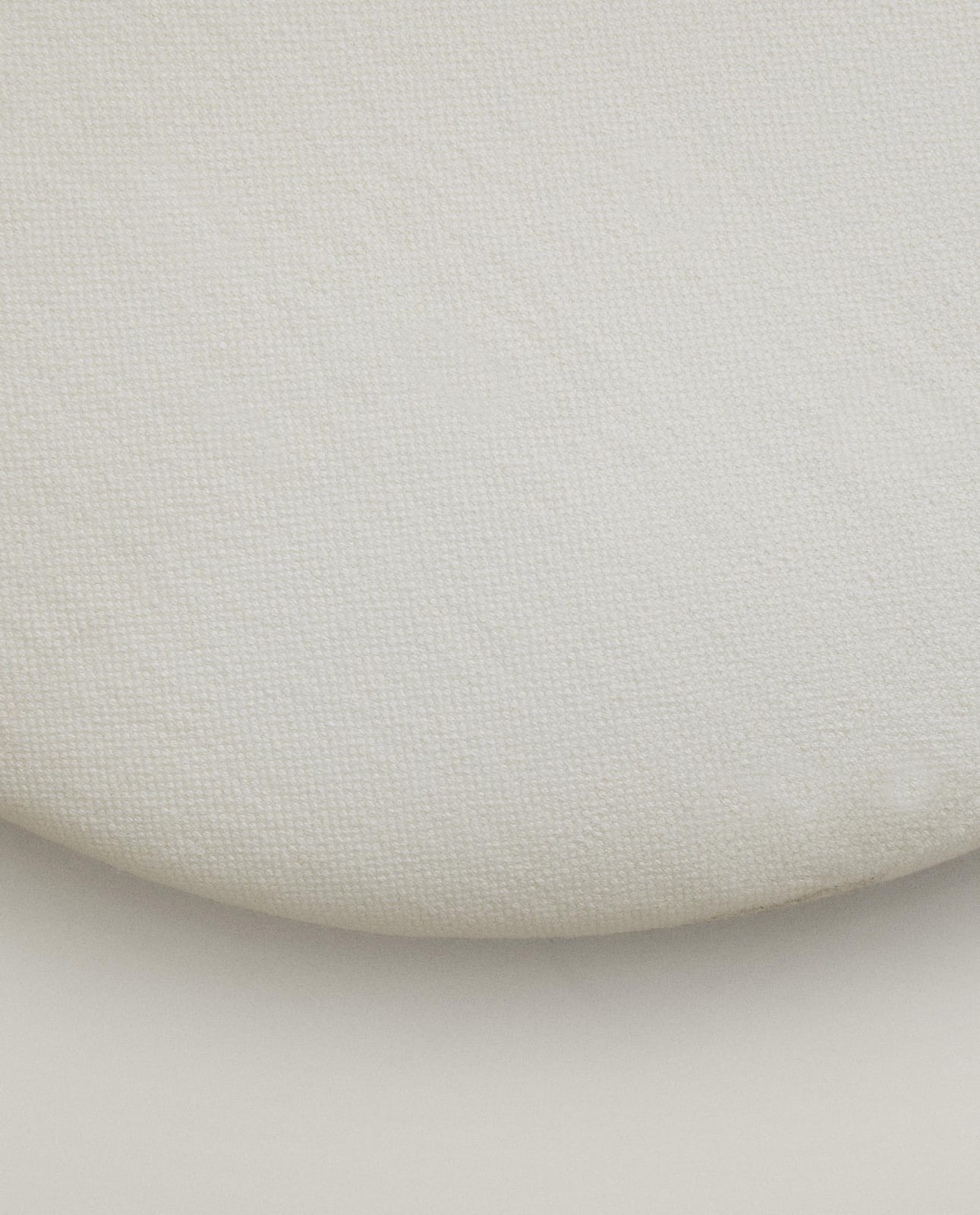 ZARA HOME ПОДУШКА ДЛЯ ДИВАНА ИЗ ХЛОПКА И ЛЬНА ракурс 6