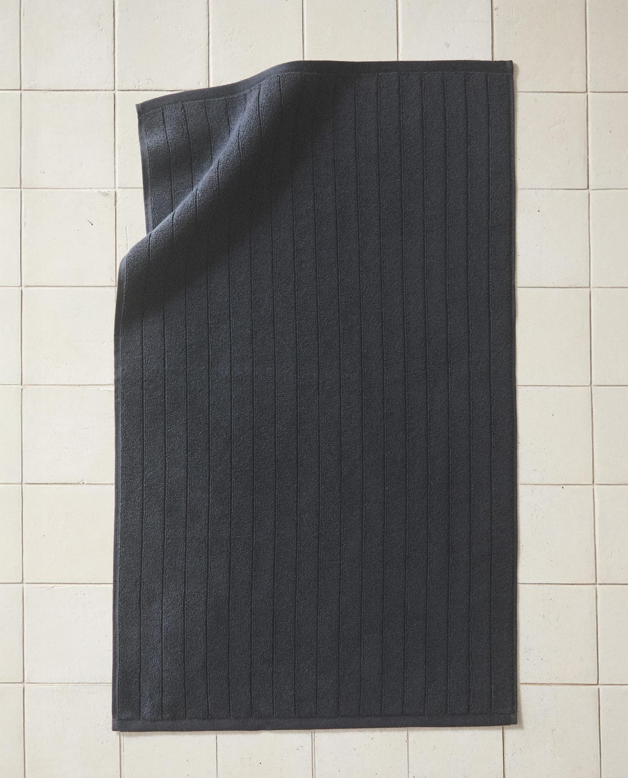 ZARA HOME Коврик для ванной с рисовым плетением ракурс 2