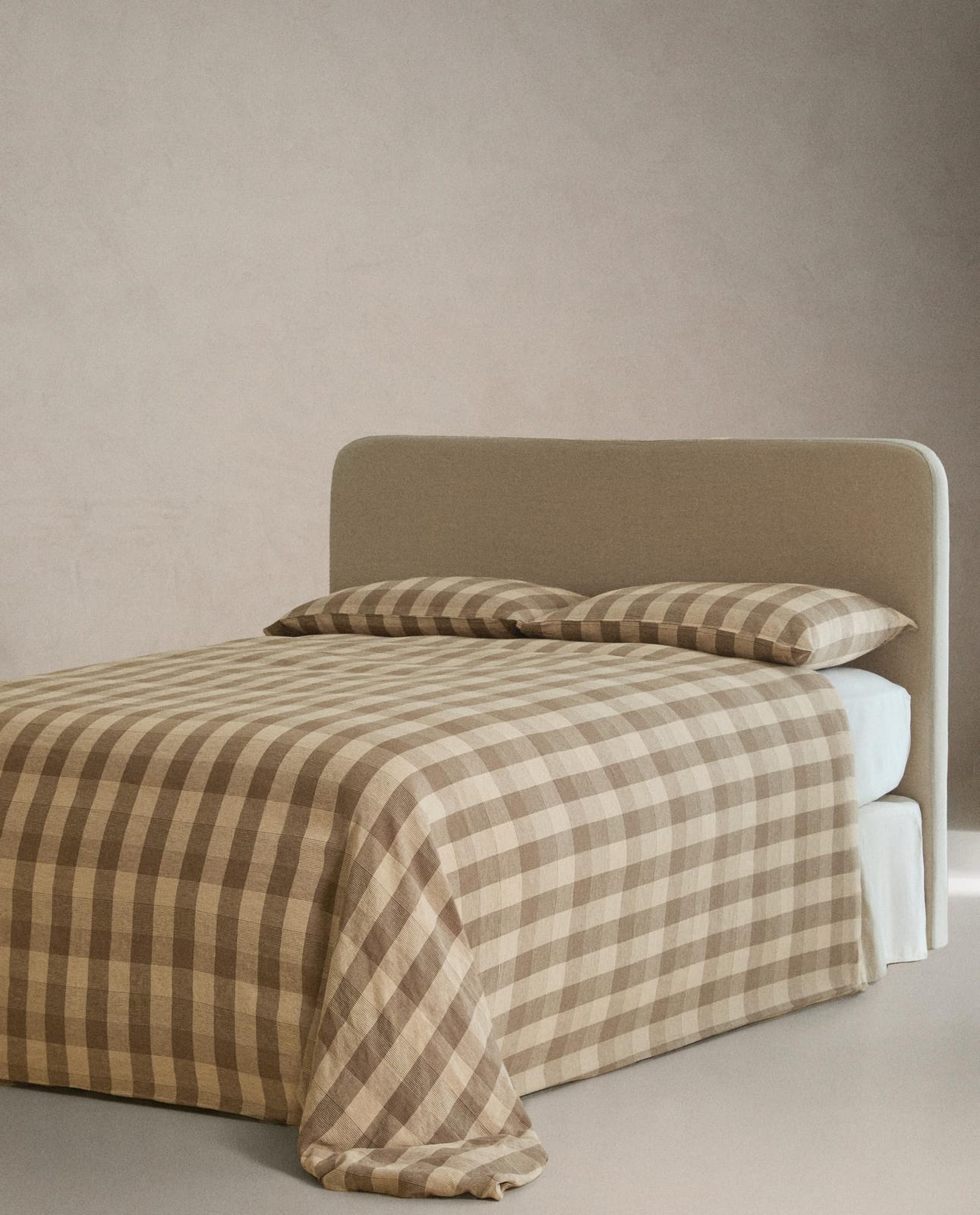 ZARA HOME ЛЬНЯНОЙ ПОДОДЕЯЛЬНИК В КЛЕТКУ ракурс 6