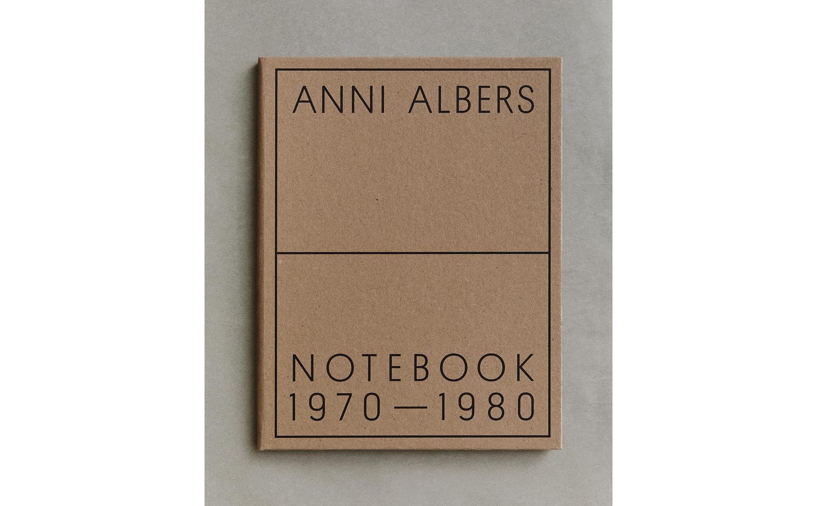 ZARA HOME КНИГА ANNI ALBERS NOTATNIK 1970-1980 (АНГЛ.) ракурс 3