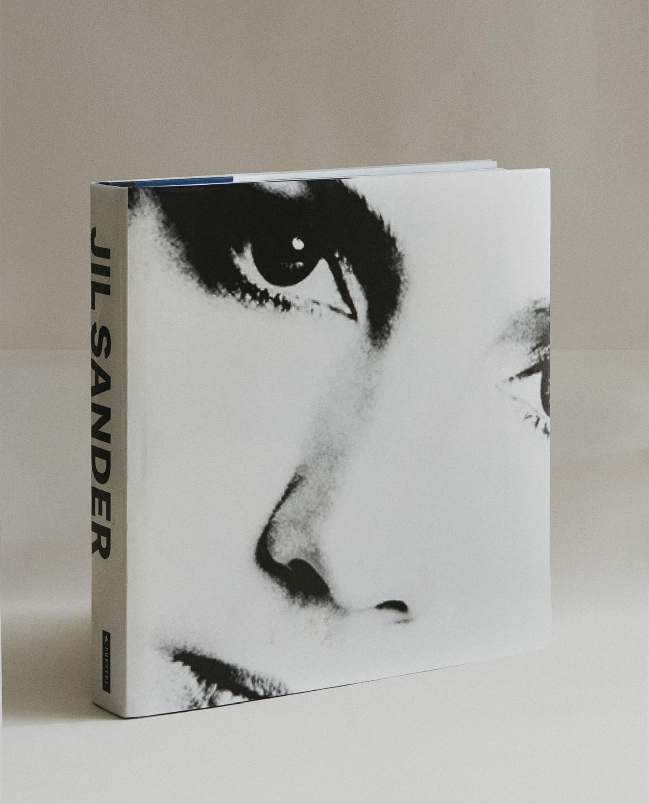 ZARA HOME КНИГА JIL SANDER (НА АНГЛИЙСКОМ) ракурс 6