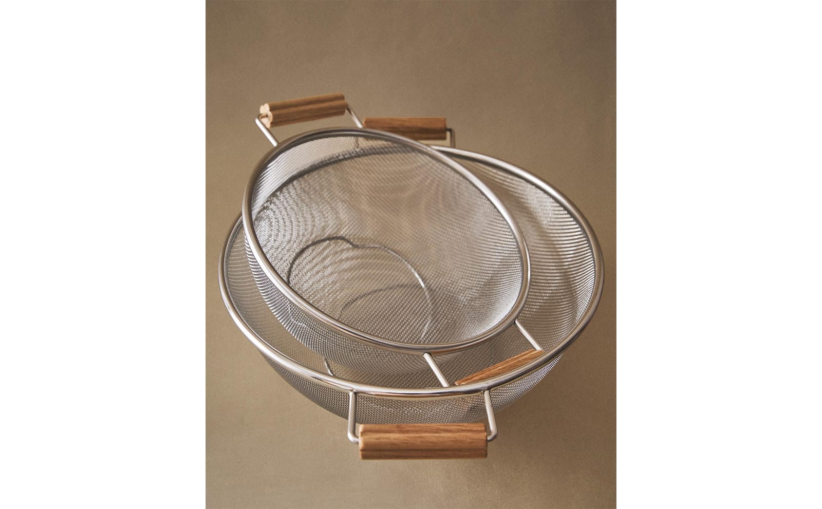 ZARA HOME КУХОННОЕ СИТО С ДЕРЕВЯННЫМИ РУЧКАМИ ракурс 6