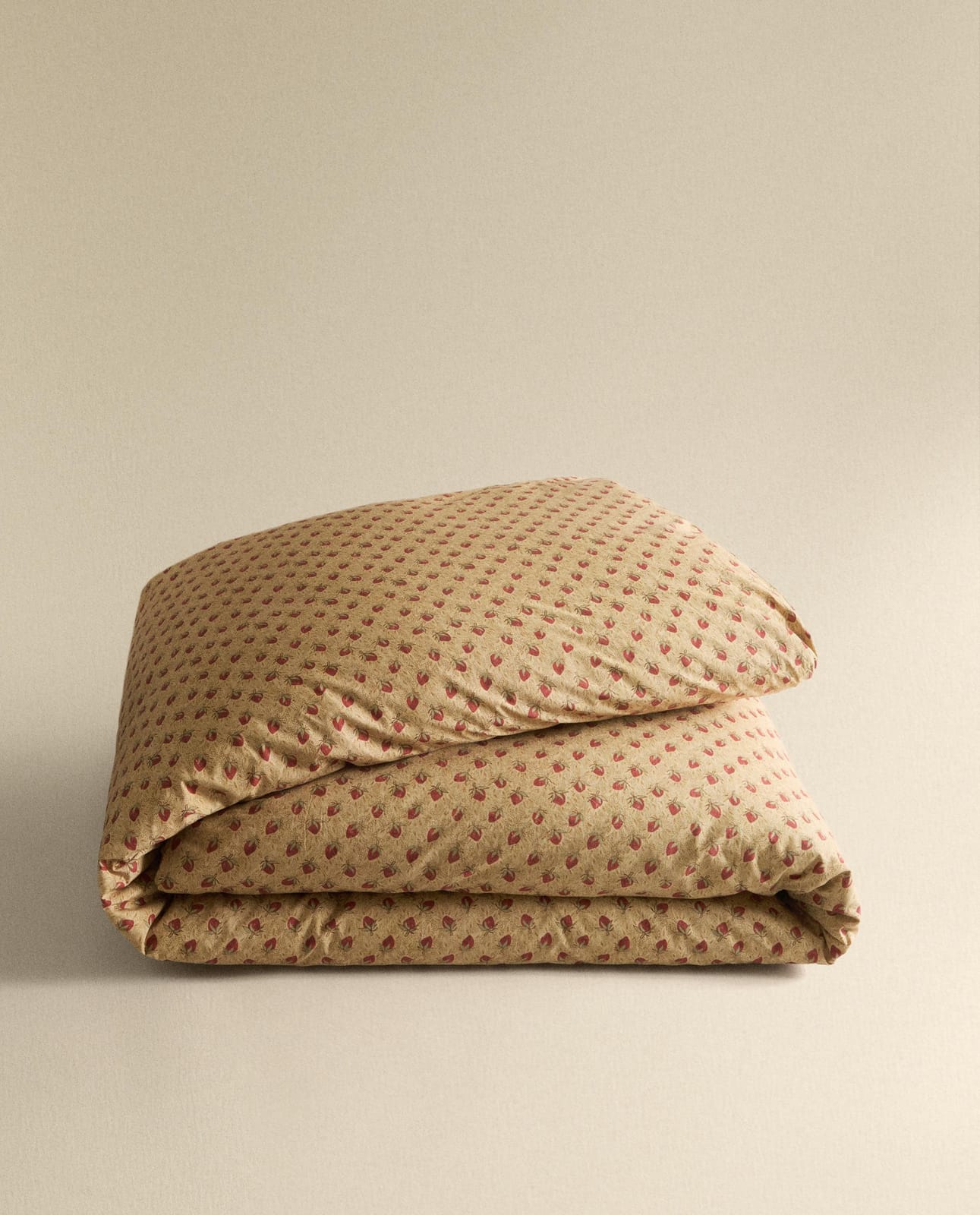 ZARA HOME Перкалевый пододеяльник с клубникой | KATHARINE POLE ракурс 5