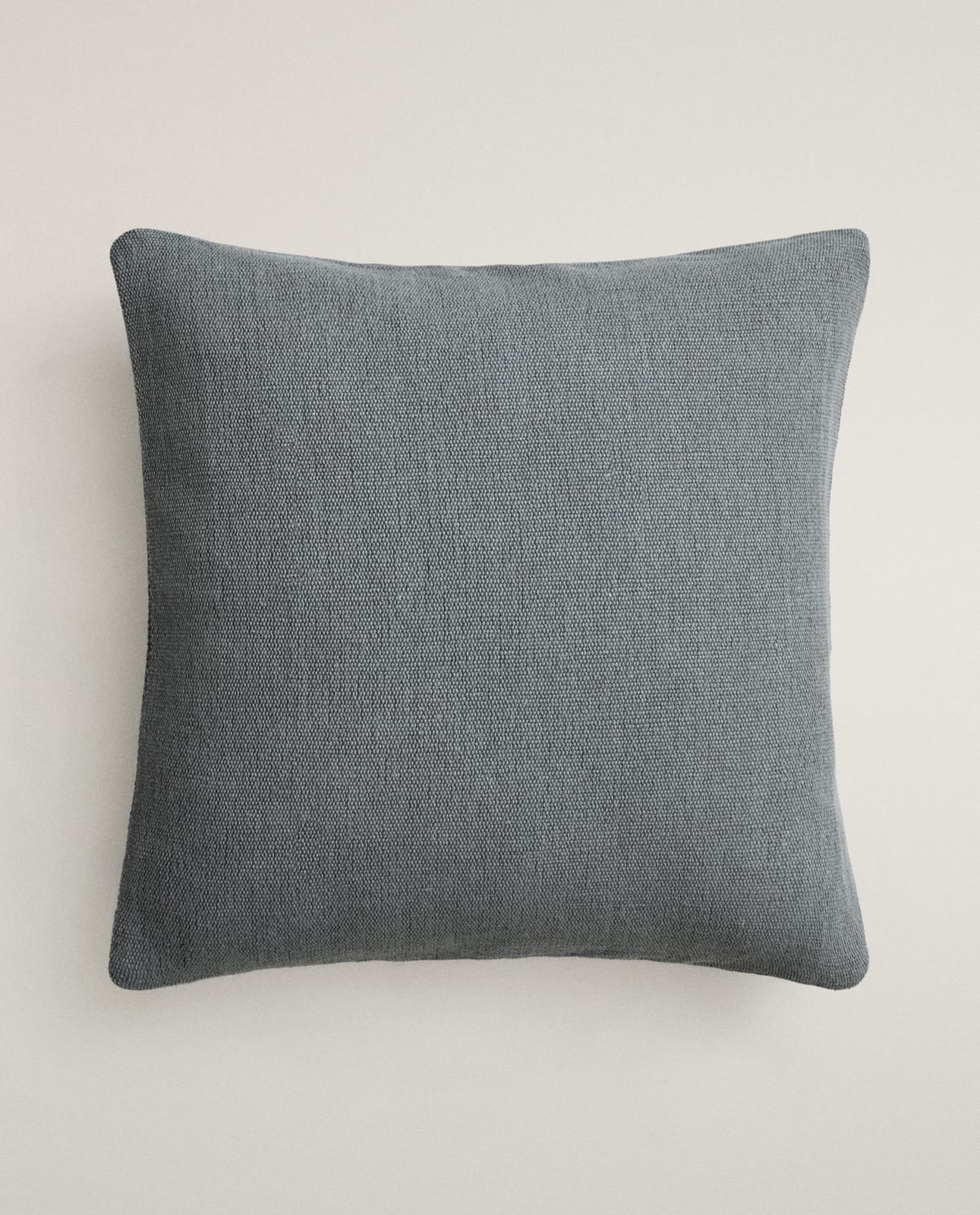 ZARA HOME НАВОЛОЧКА ИЗ ДЖУТА И ХЛОПКА ракурс 6